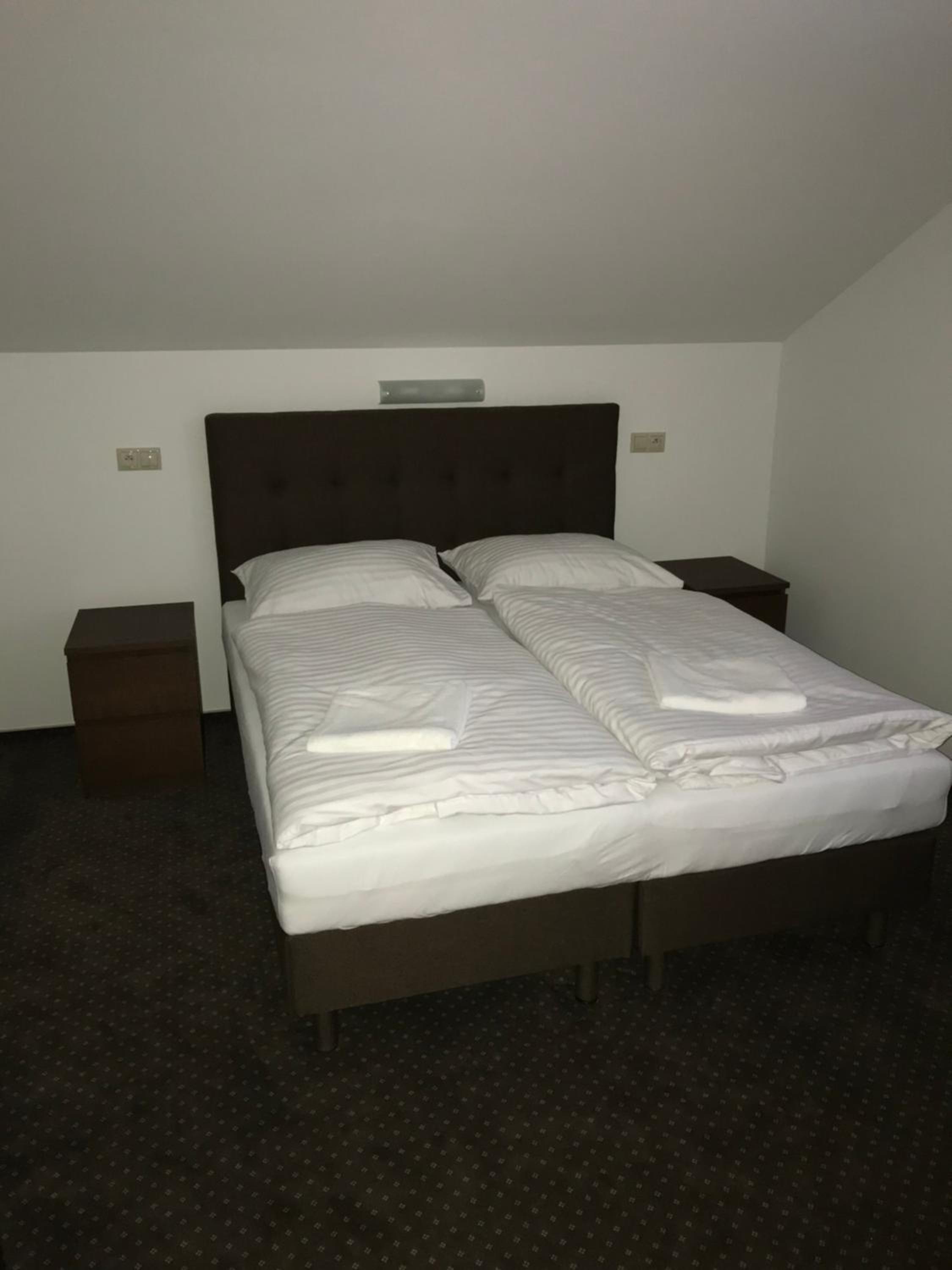 Deluxe Suite - Photo 2