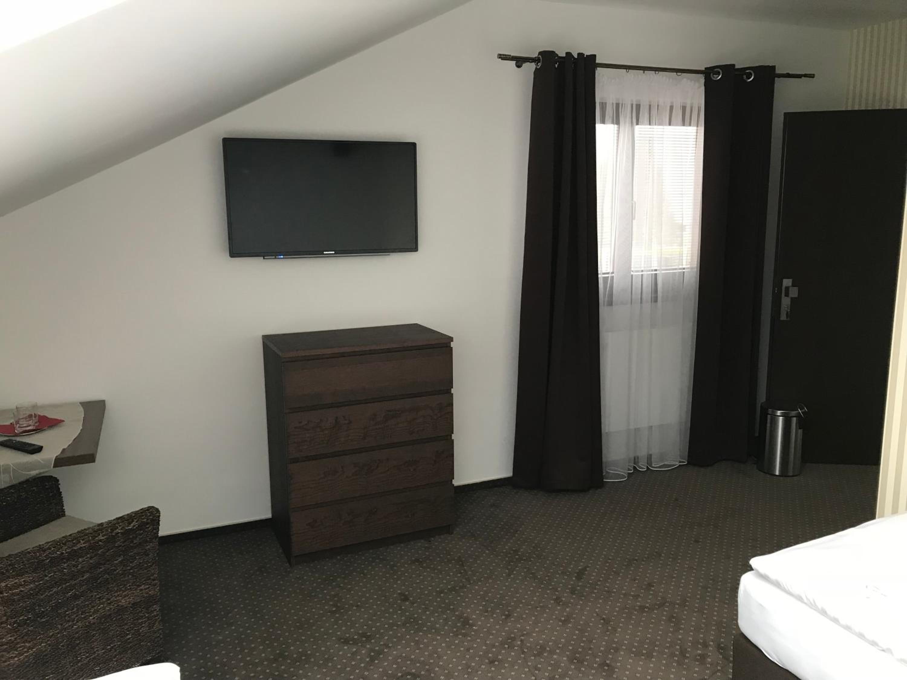 Superior Twin Room photo 2