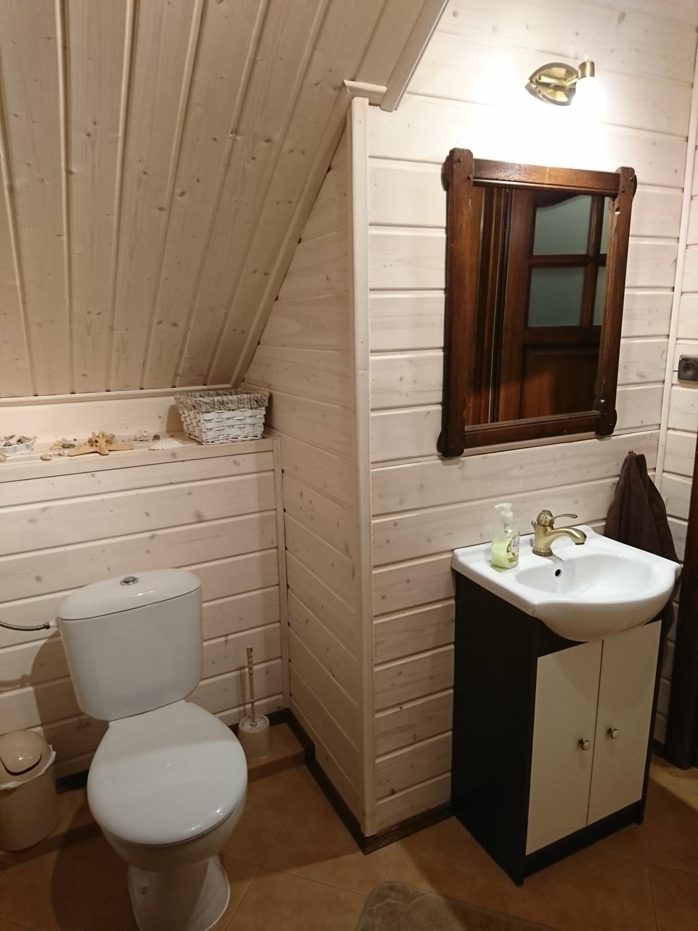 Quadruple Room with Private Bathroom photo 2