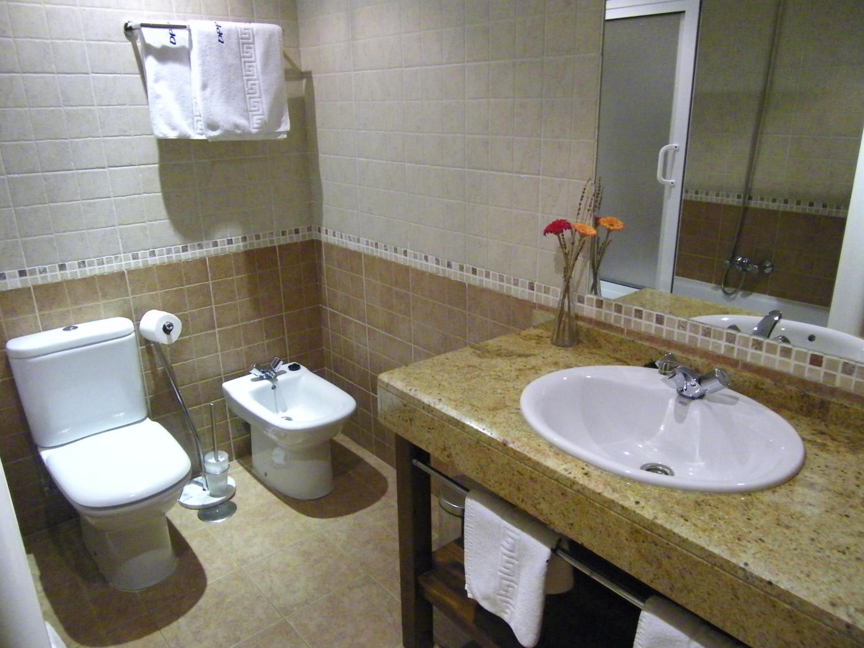 Budget Triple Room - Photo 2
