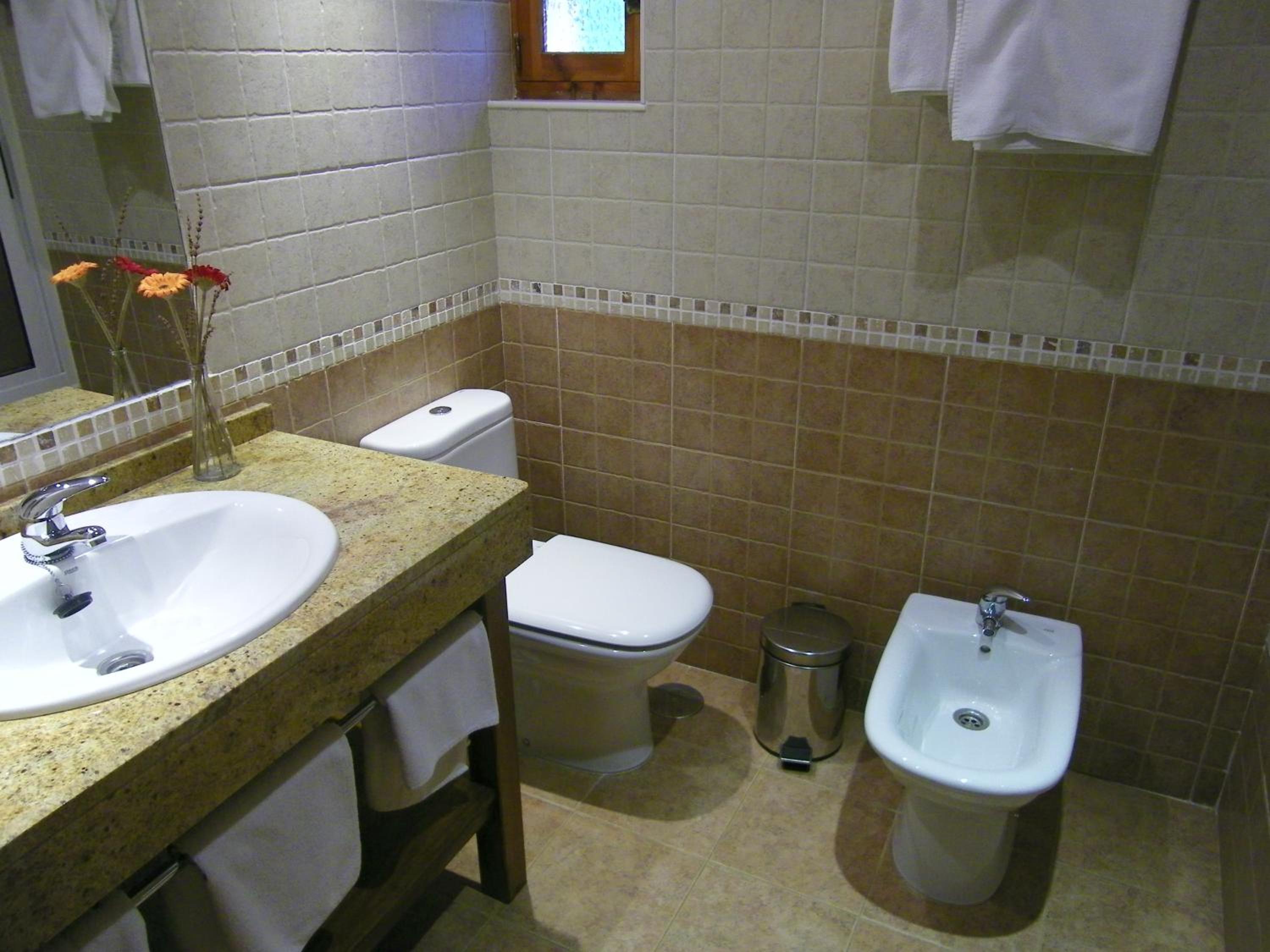 Budget Triple Room - Photo 3
