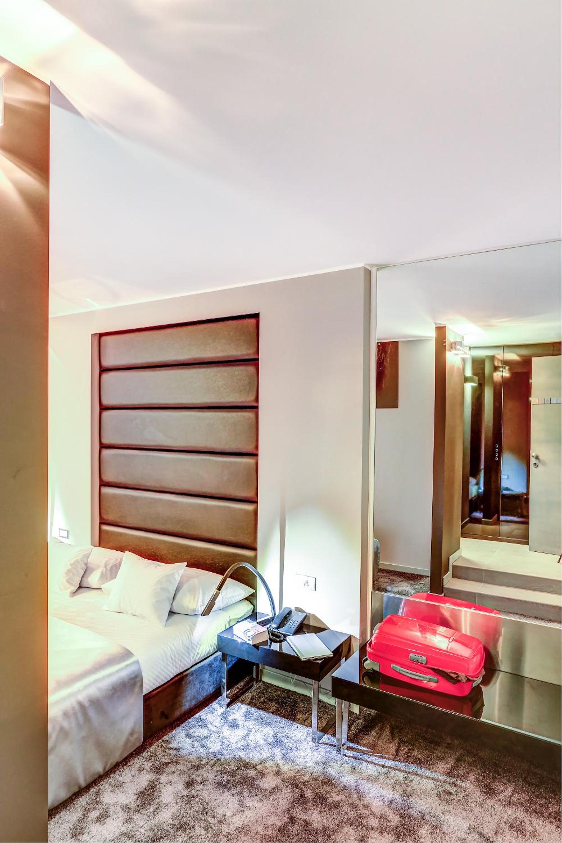 Superior Double Room with City View photo 2