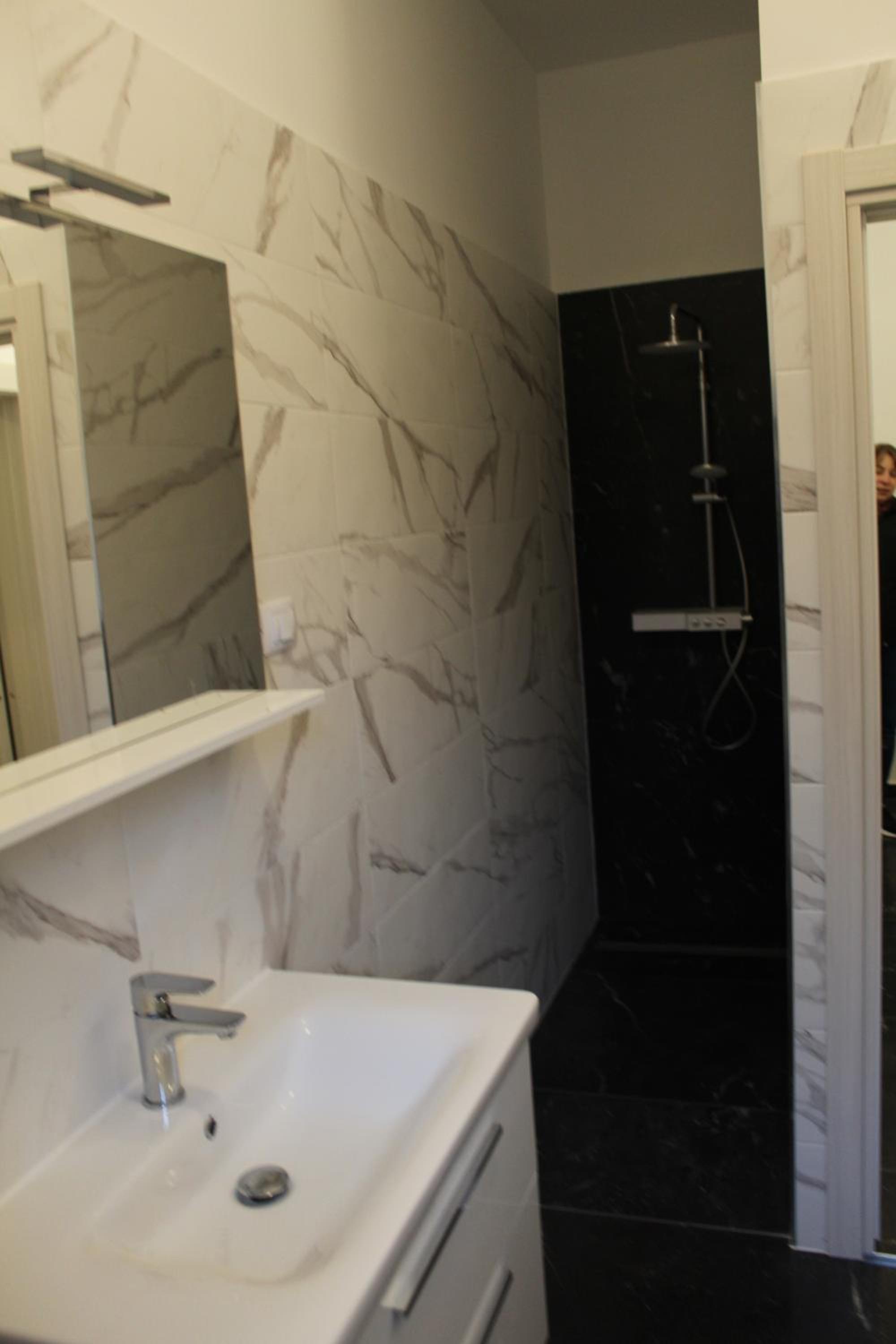 Two-Bedroom Apartment - Photo 30