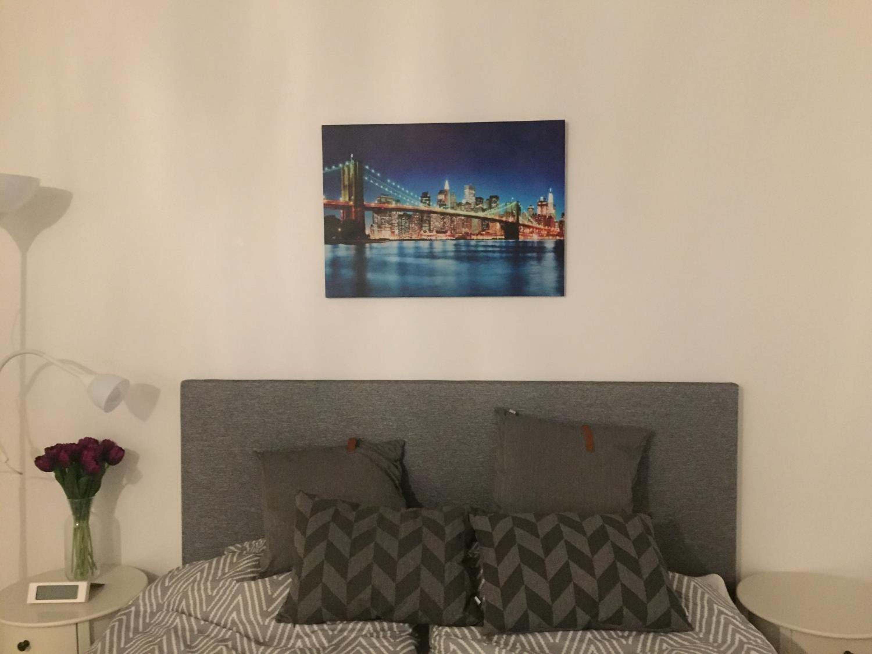 Family Studio - Photo 1