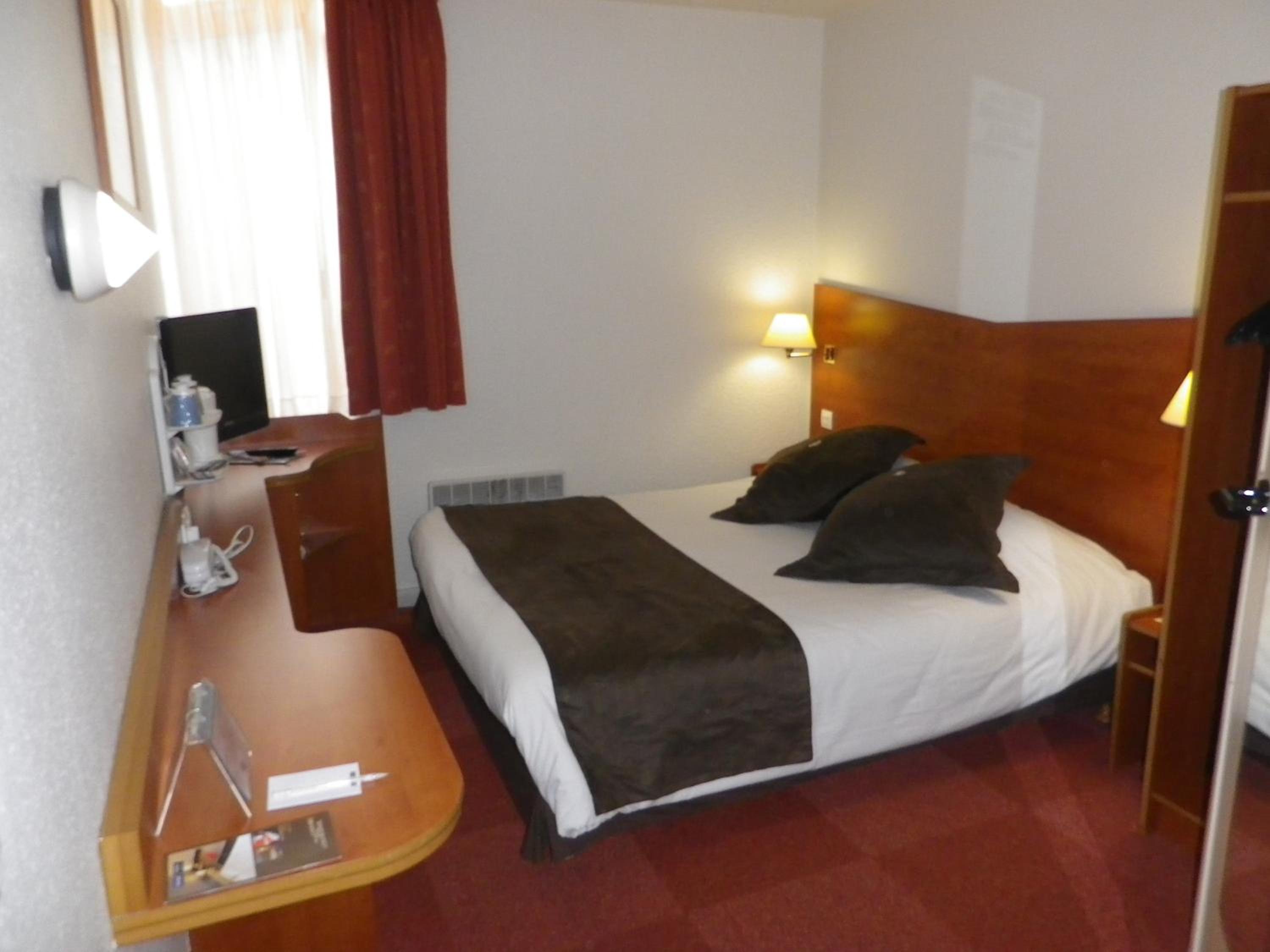 Double Room - Photo 1