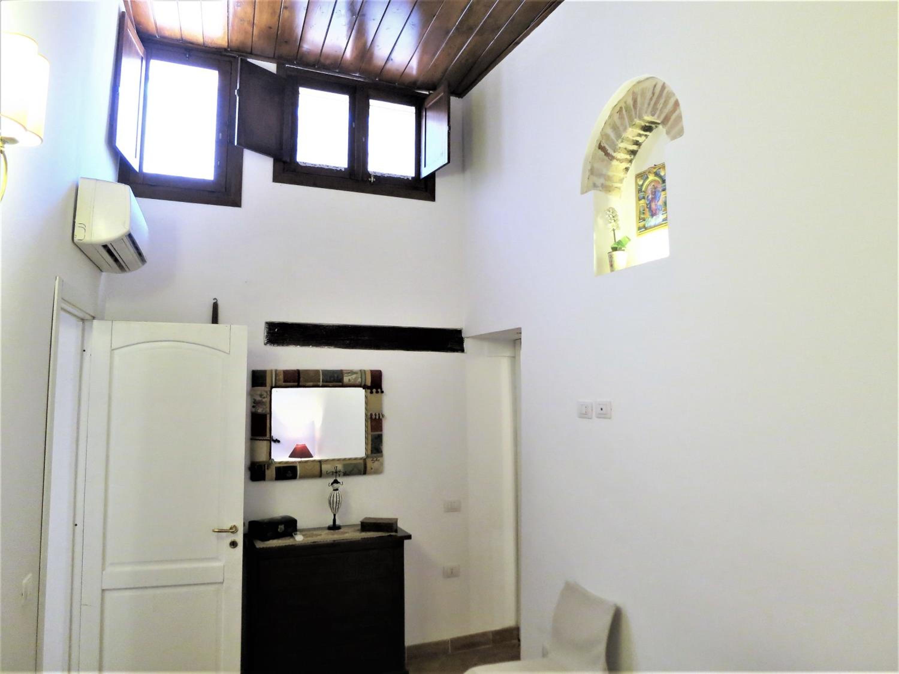 Apartment with inside Courtyard - Cirico'