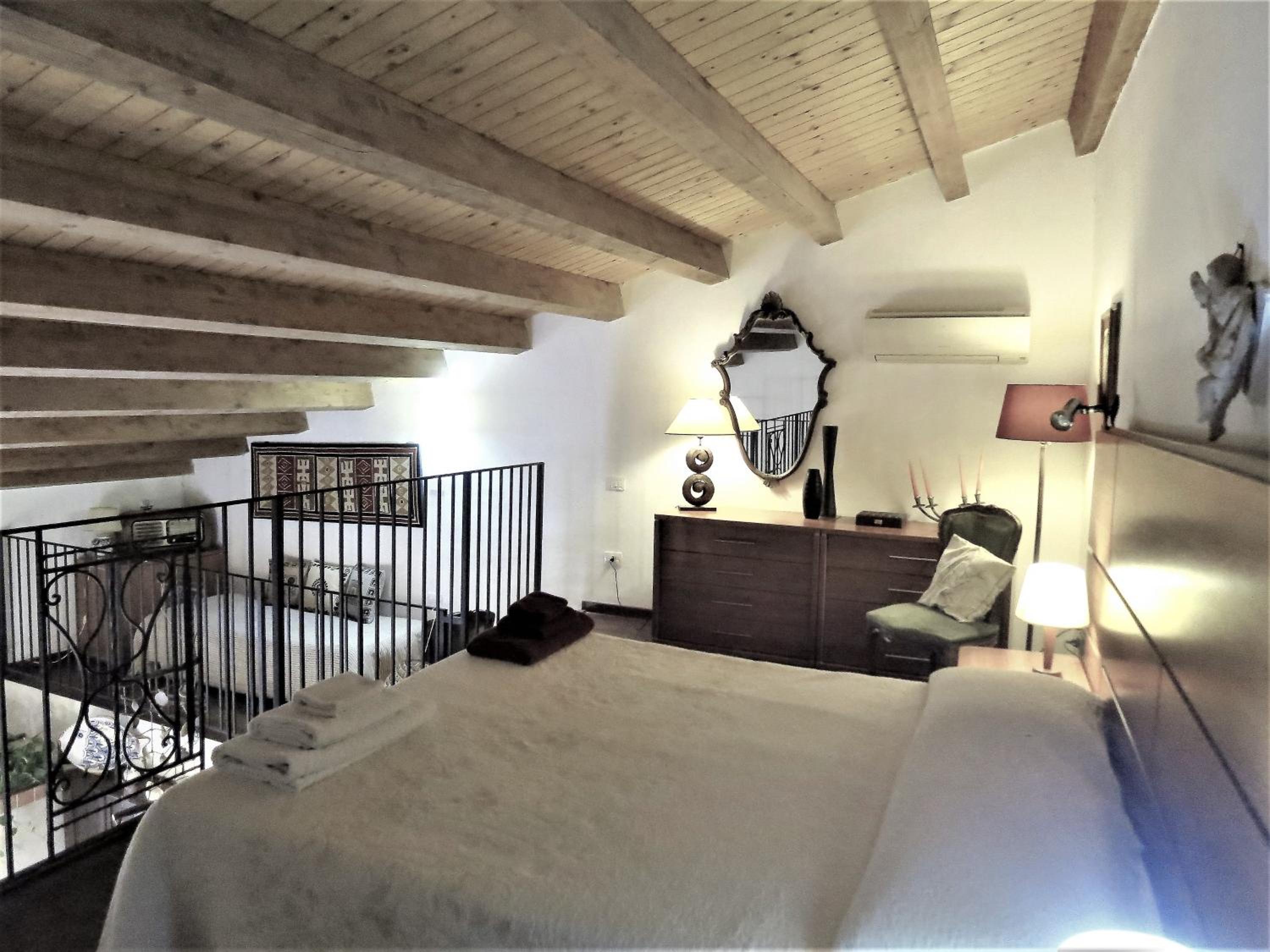 Apartment with Side Sea View - Veliero