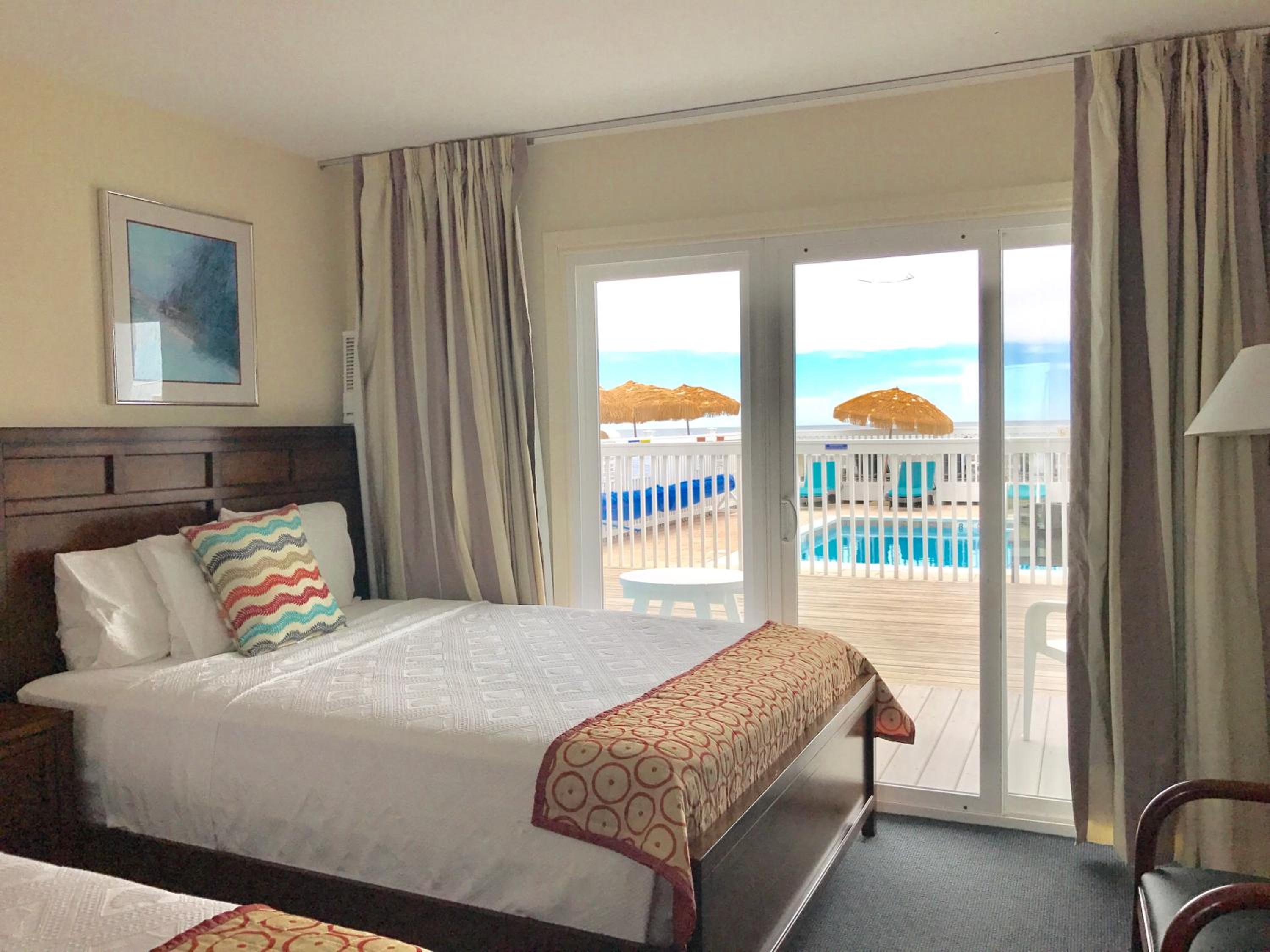 Double Room with Pool View photo 1