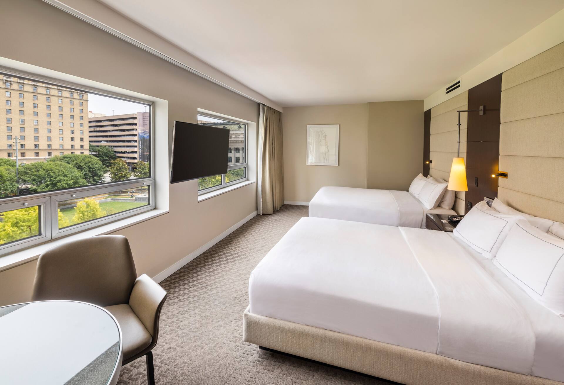 2 Queen Beds Premium Larger Room