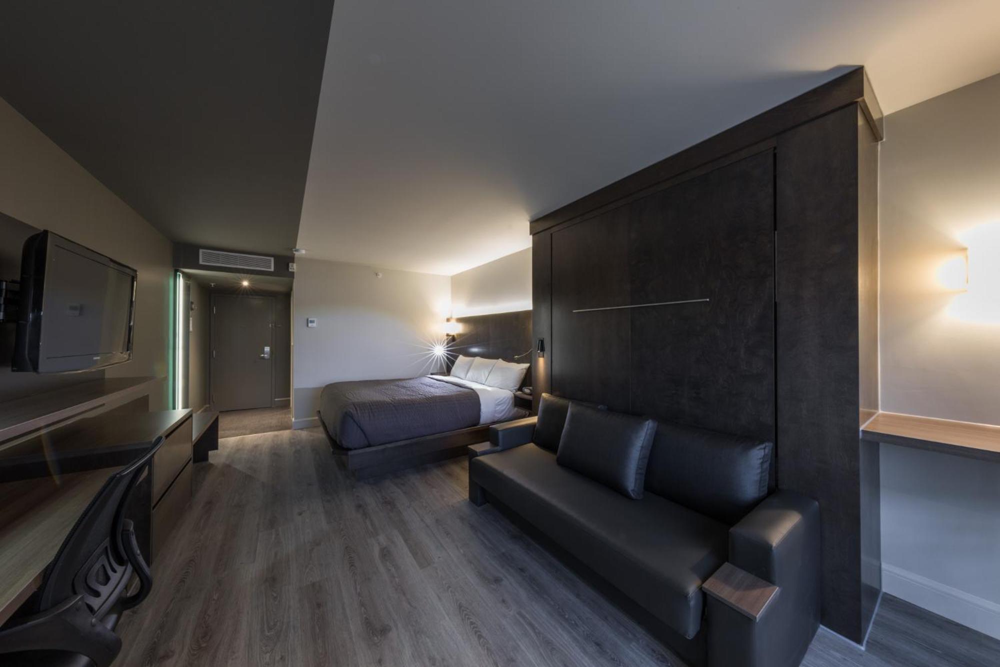 Superior King Room photo 1