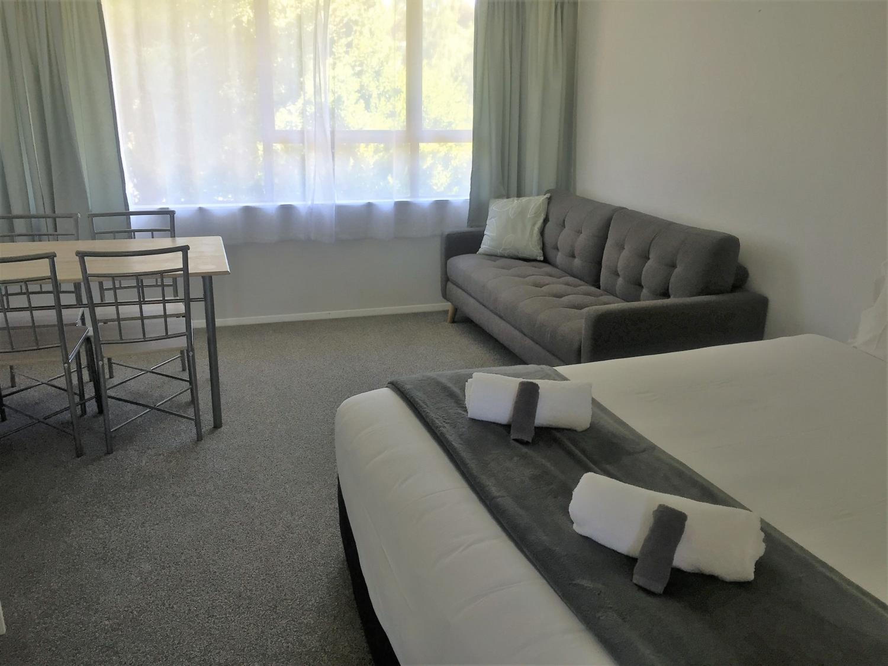 One-Bedroom Studio - Photo 1