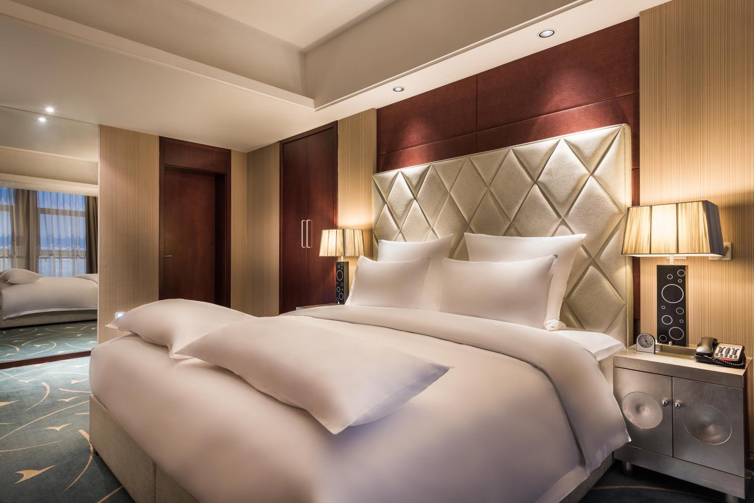 Executive Room, Lounge Access, 1 King Size Bed, High Floor - Photo 1