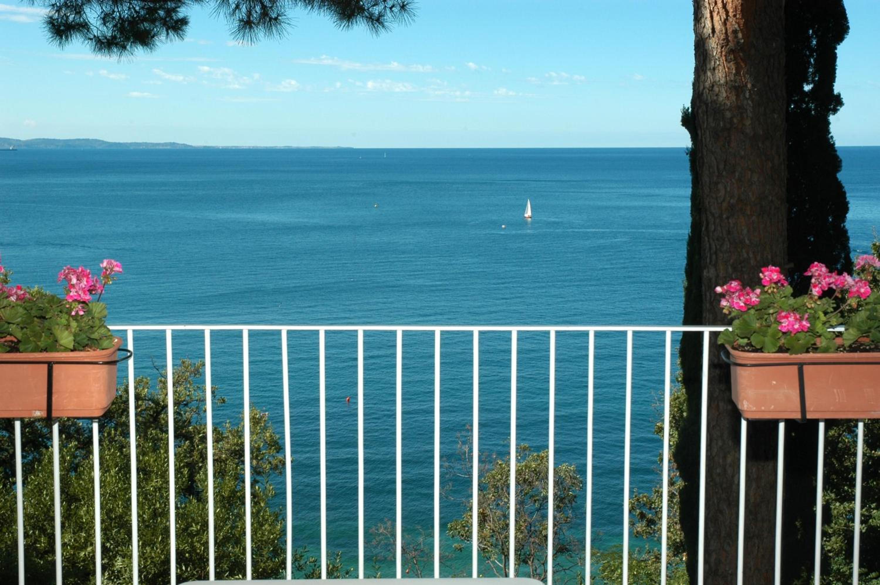 Suite with Sea View and Terrace photo 2