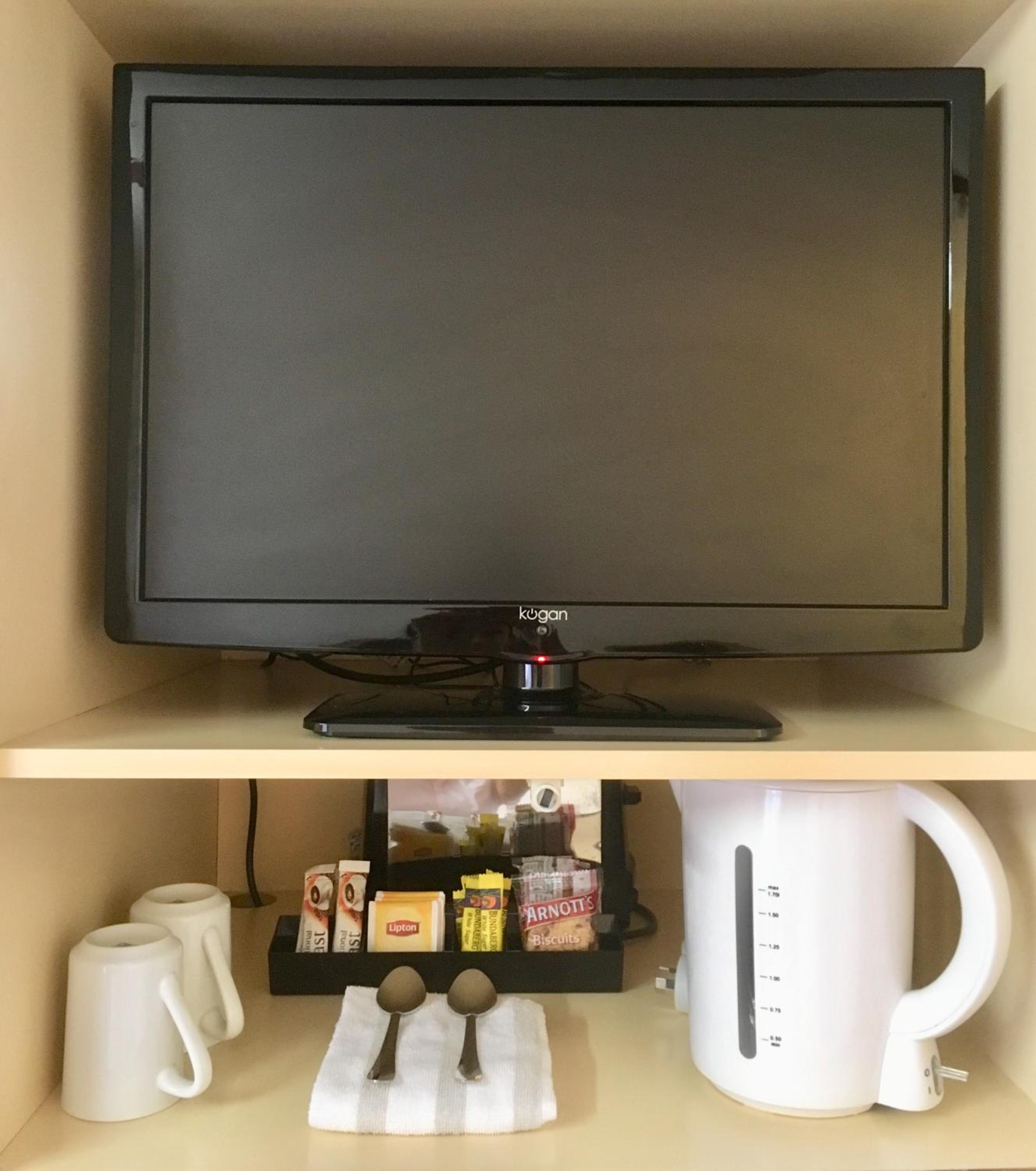 Budget Double Room photo 2