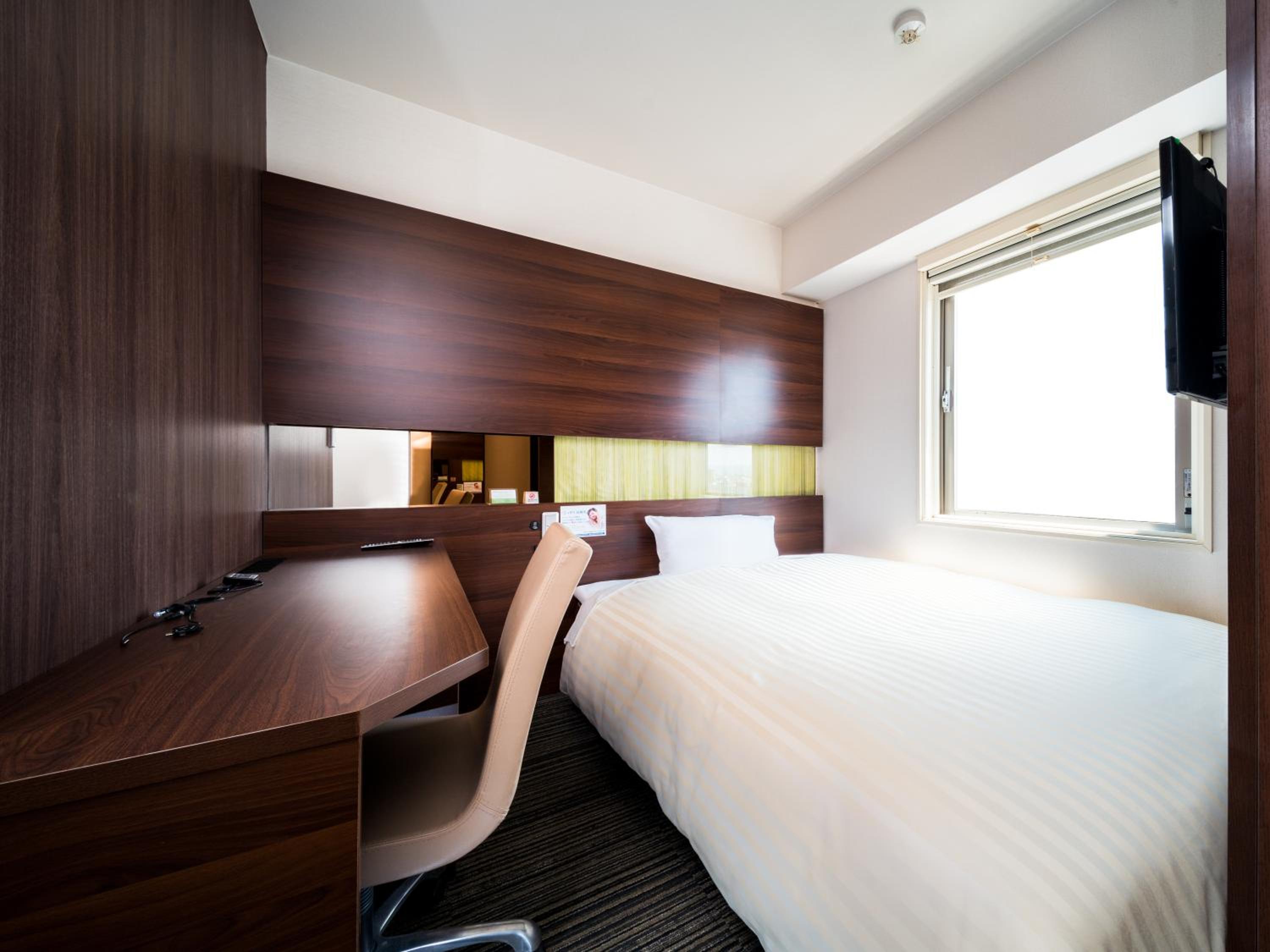 Double Room - Smoking - Photo 4