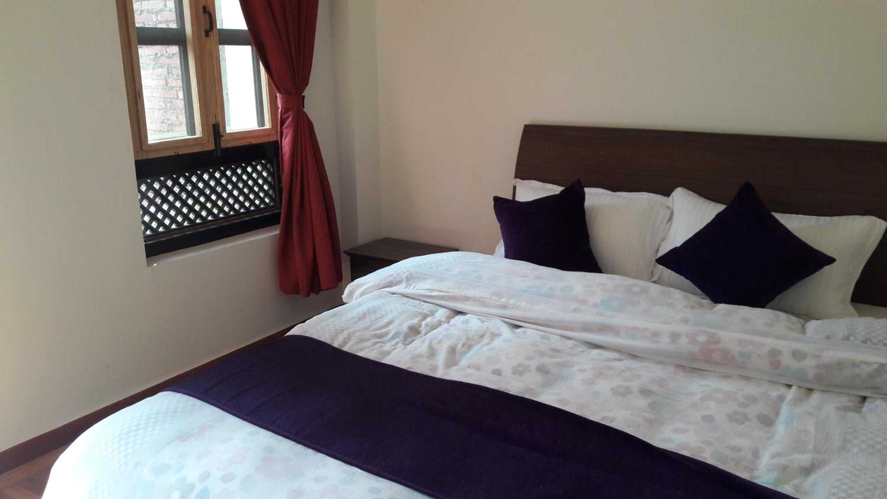 Deluxe Double Room with Balcony photo 2