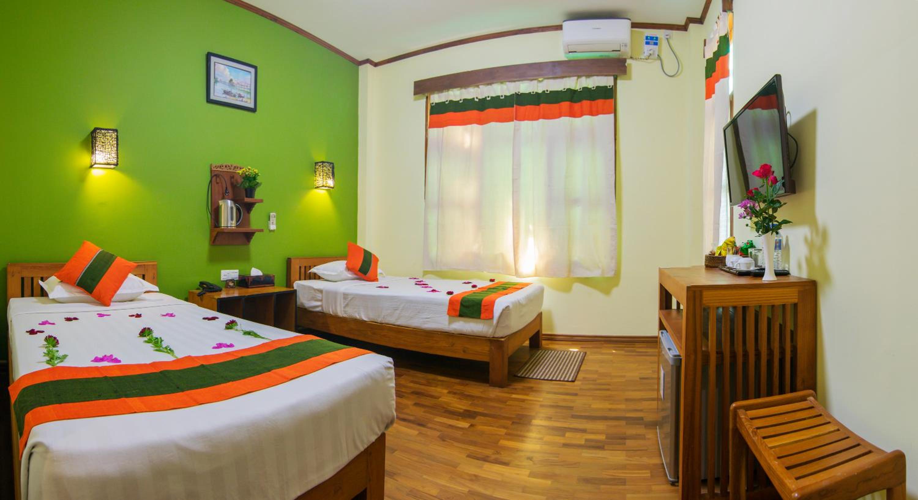 Superior Twin Room photo 2