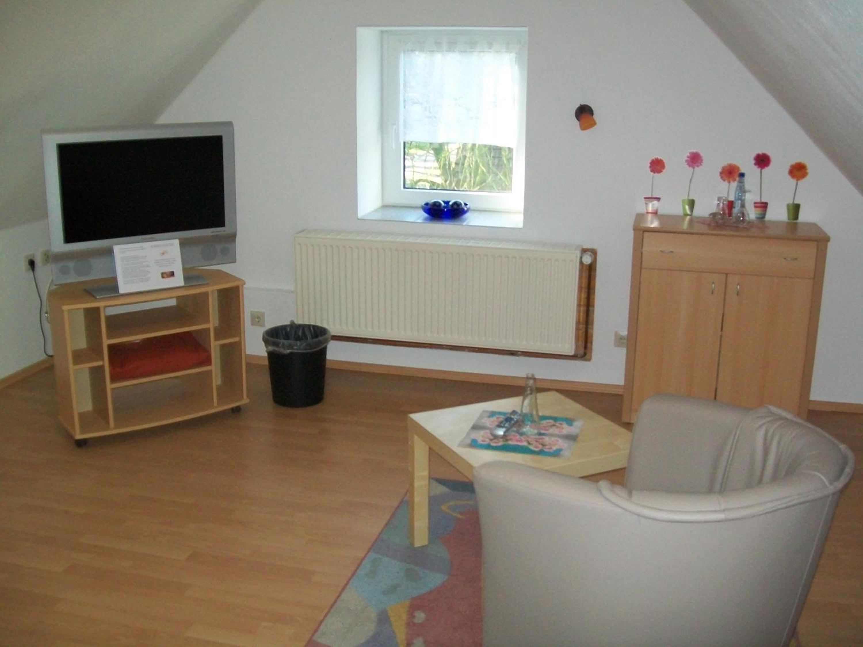 Single Room with Private External Bathroom photo 3