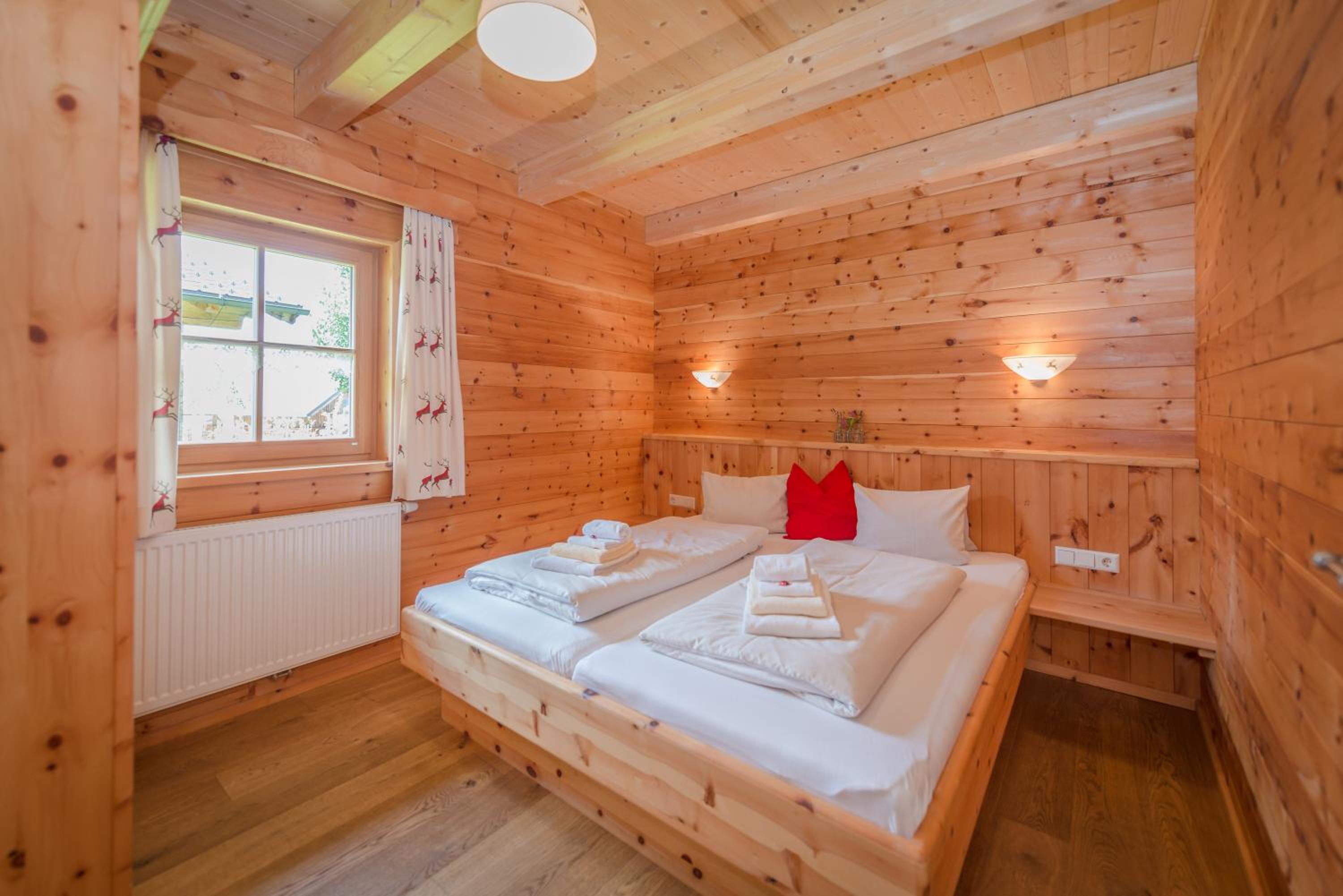 Two-Bedroom Chalet "Jaegerin"