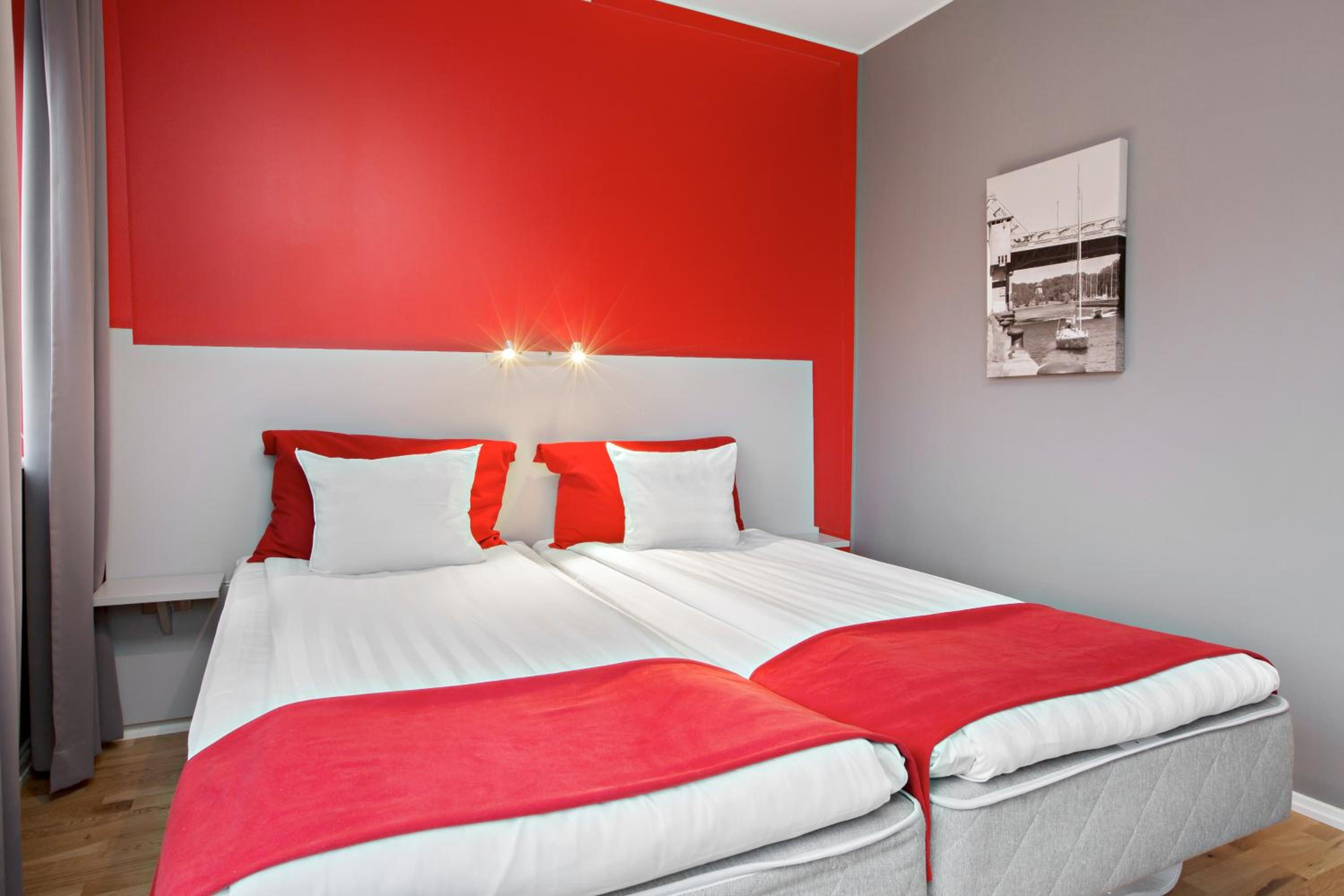 Standard Twin Room - Photo 5