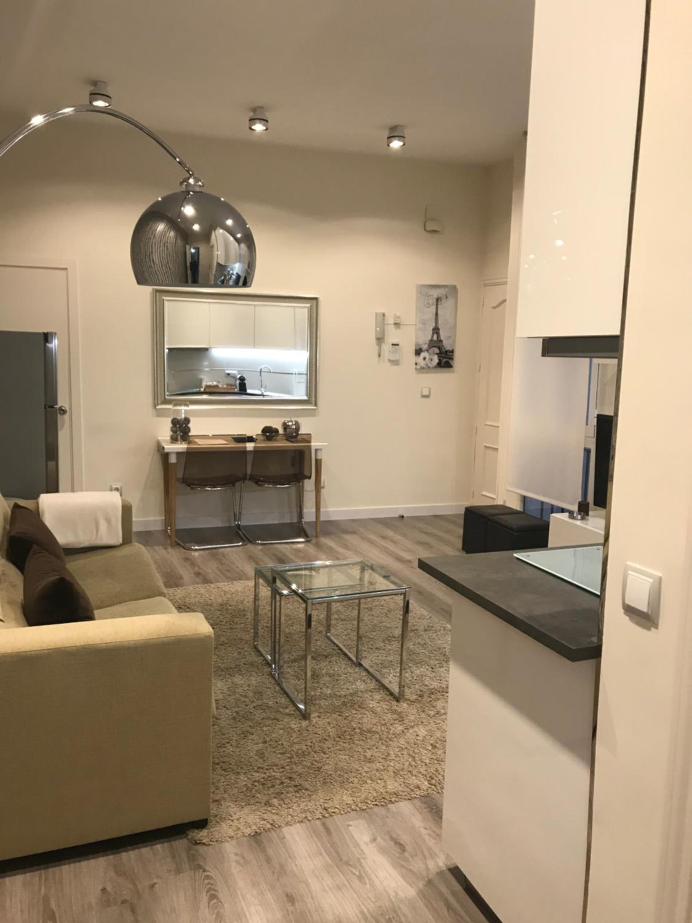 Deluxe Apartment - Photo 7