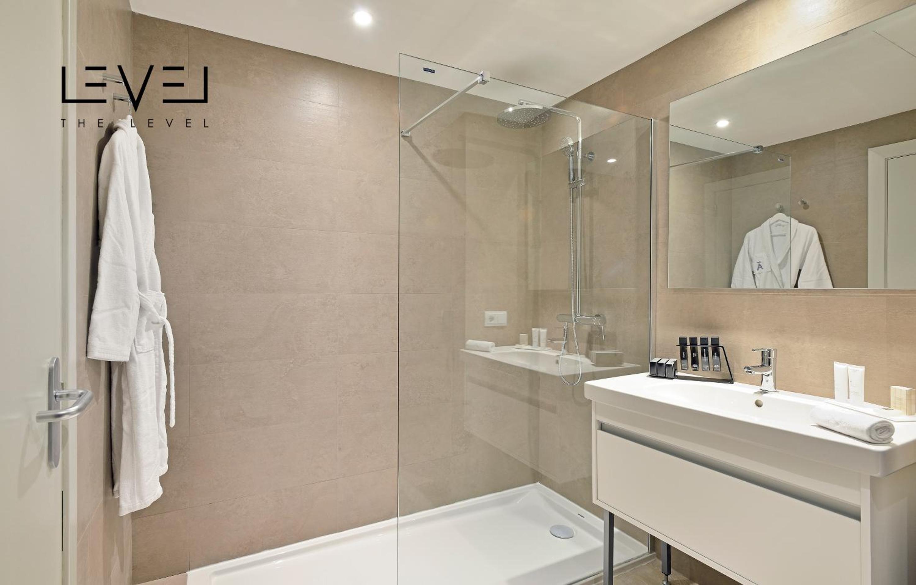 The Level Premium Sea View - Photo 8