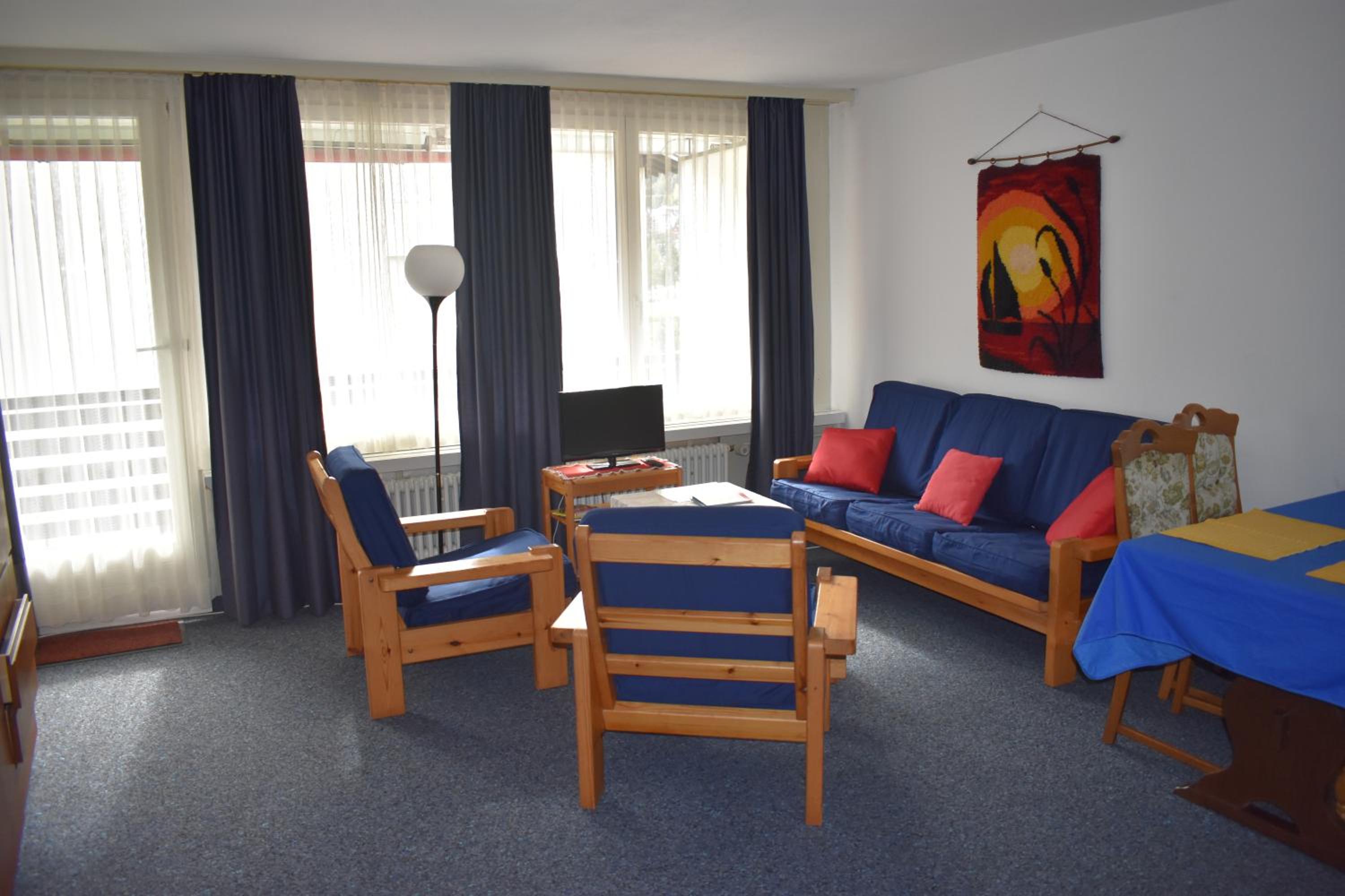 Apartment photo 2