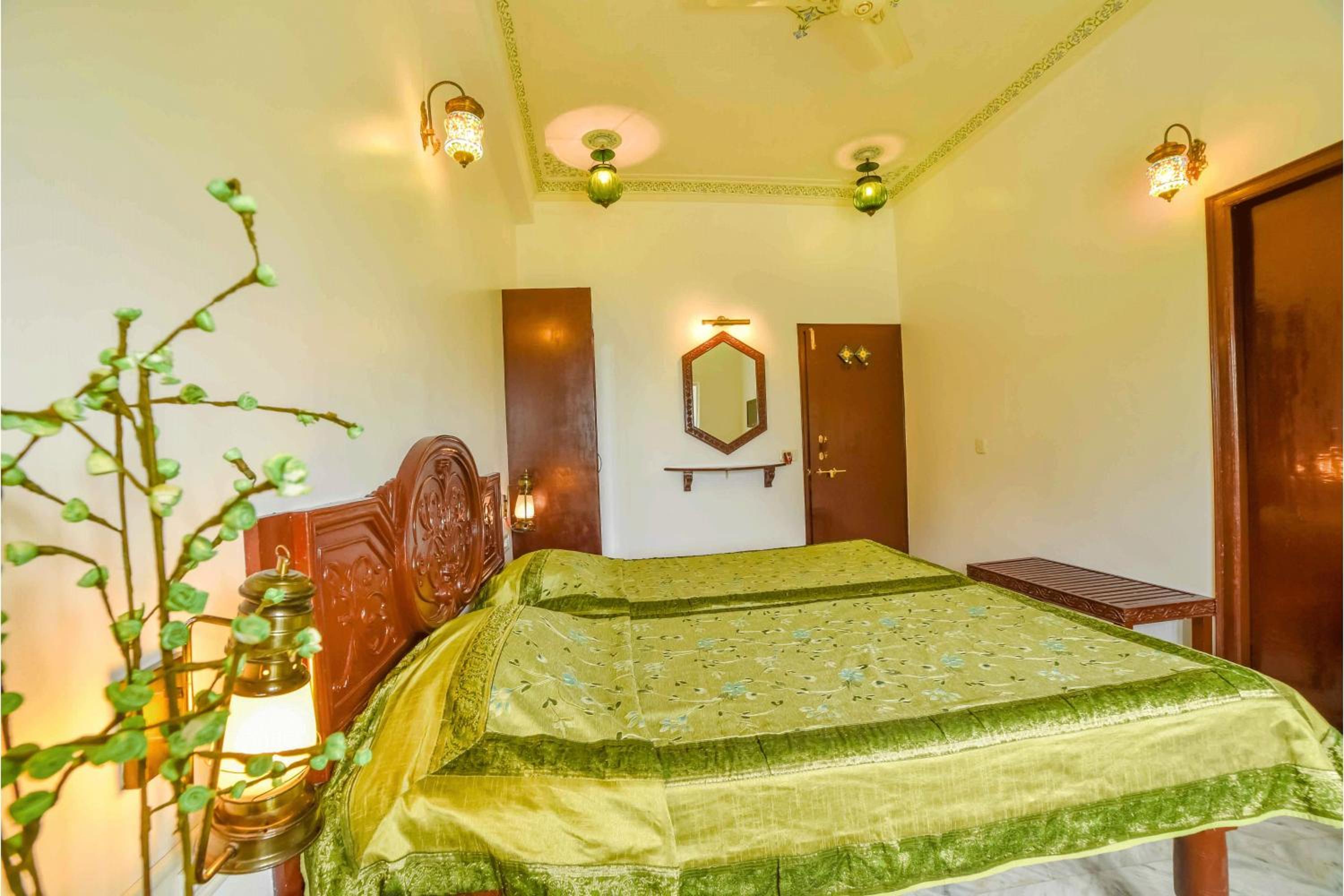 Double Room with Lake View