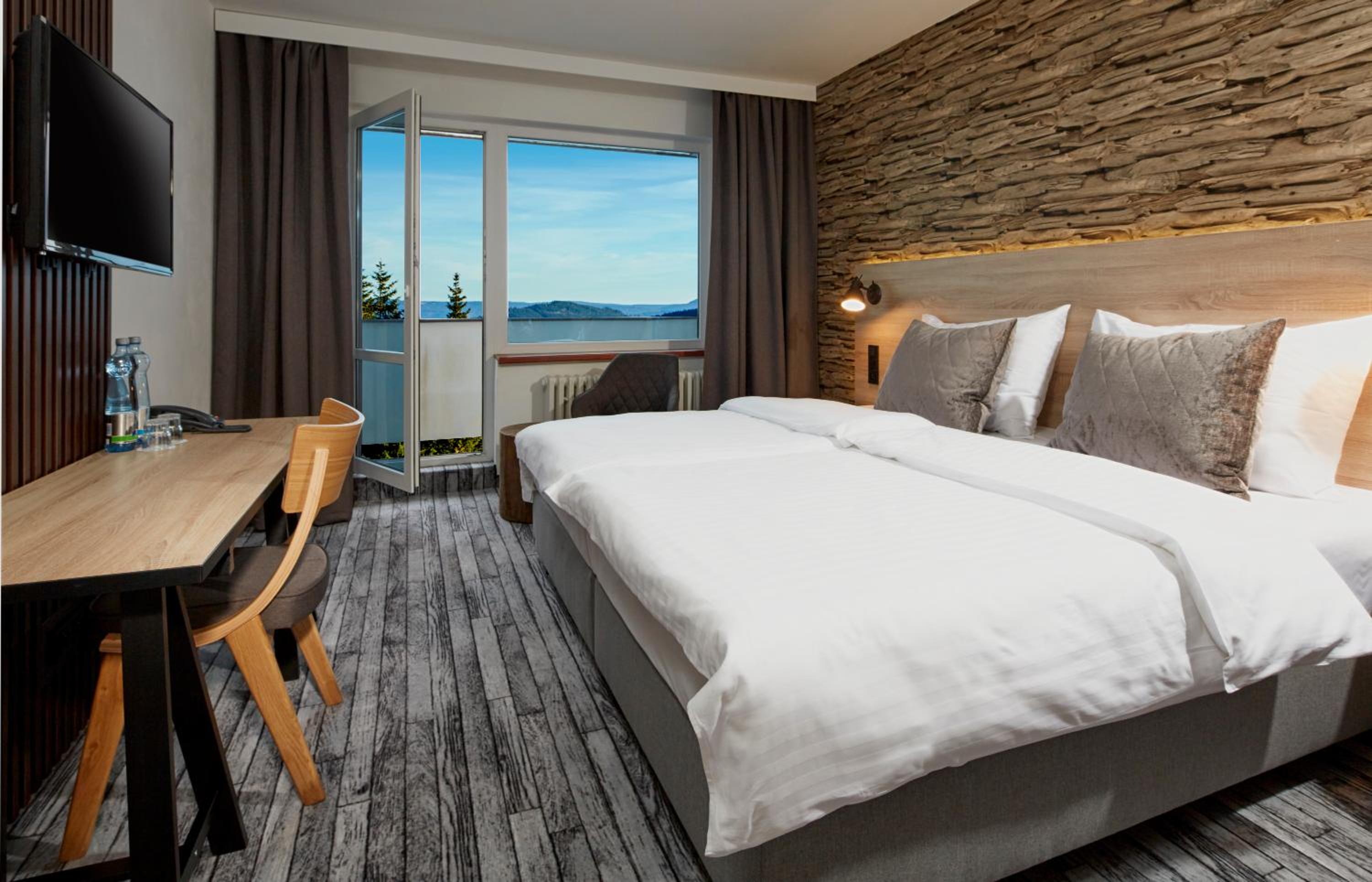 Executive Double or Twin Room with Balcony photo 1