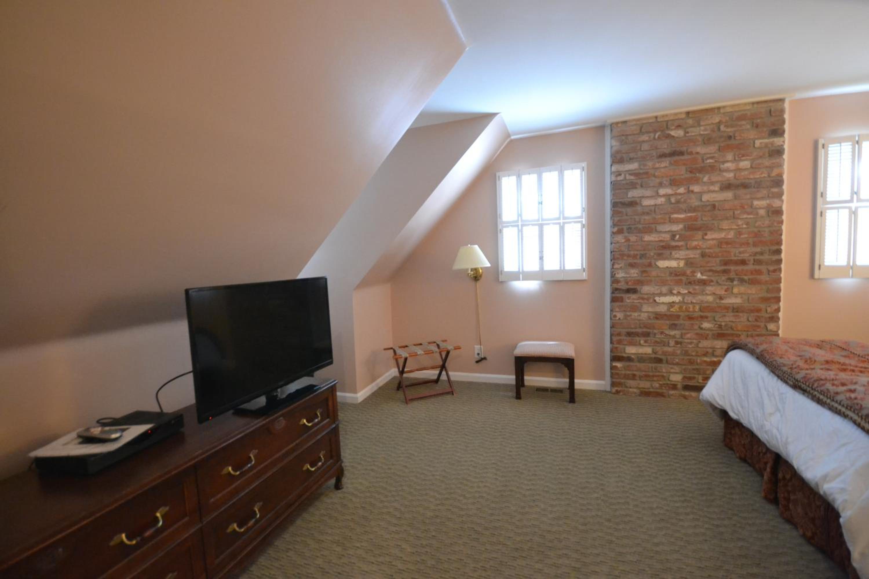 King Suite - Second Floor - Photo 1