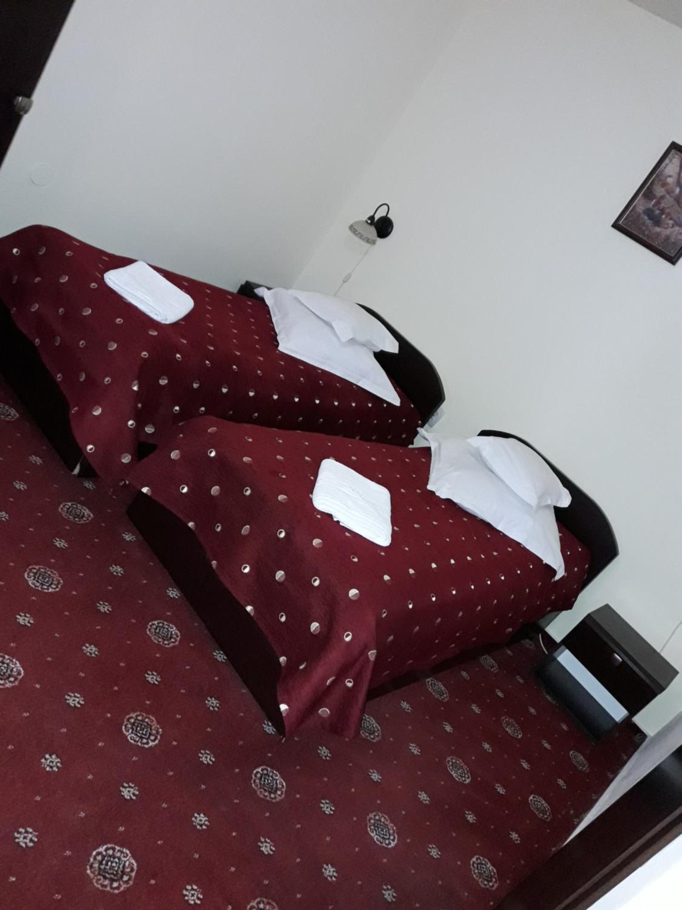 Economy Double or Twin Room photo 2