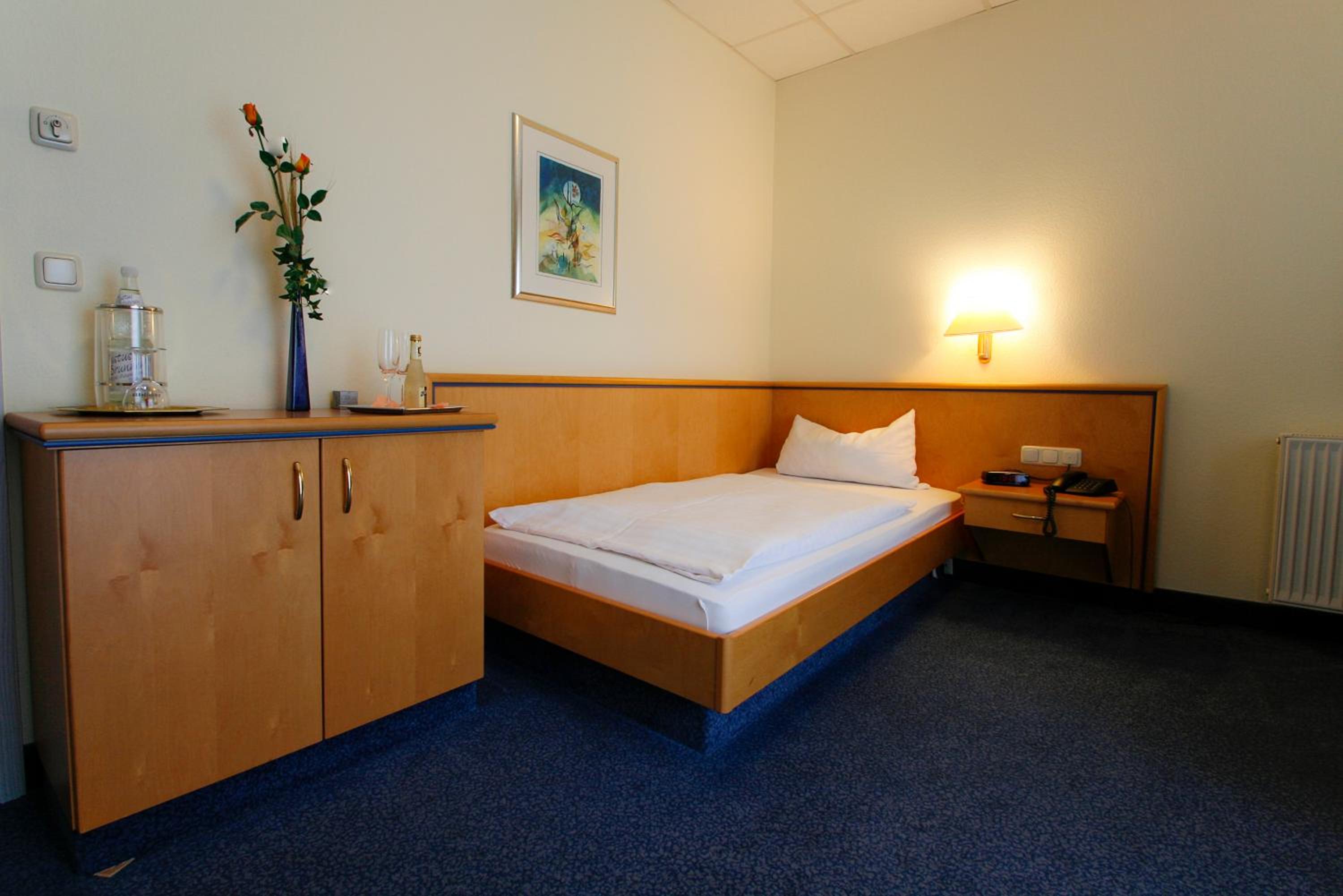 Comfort Single Room