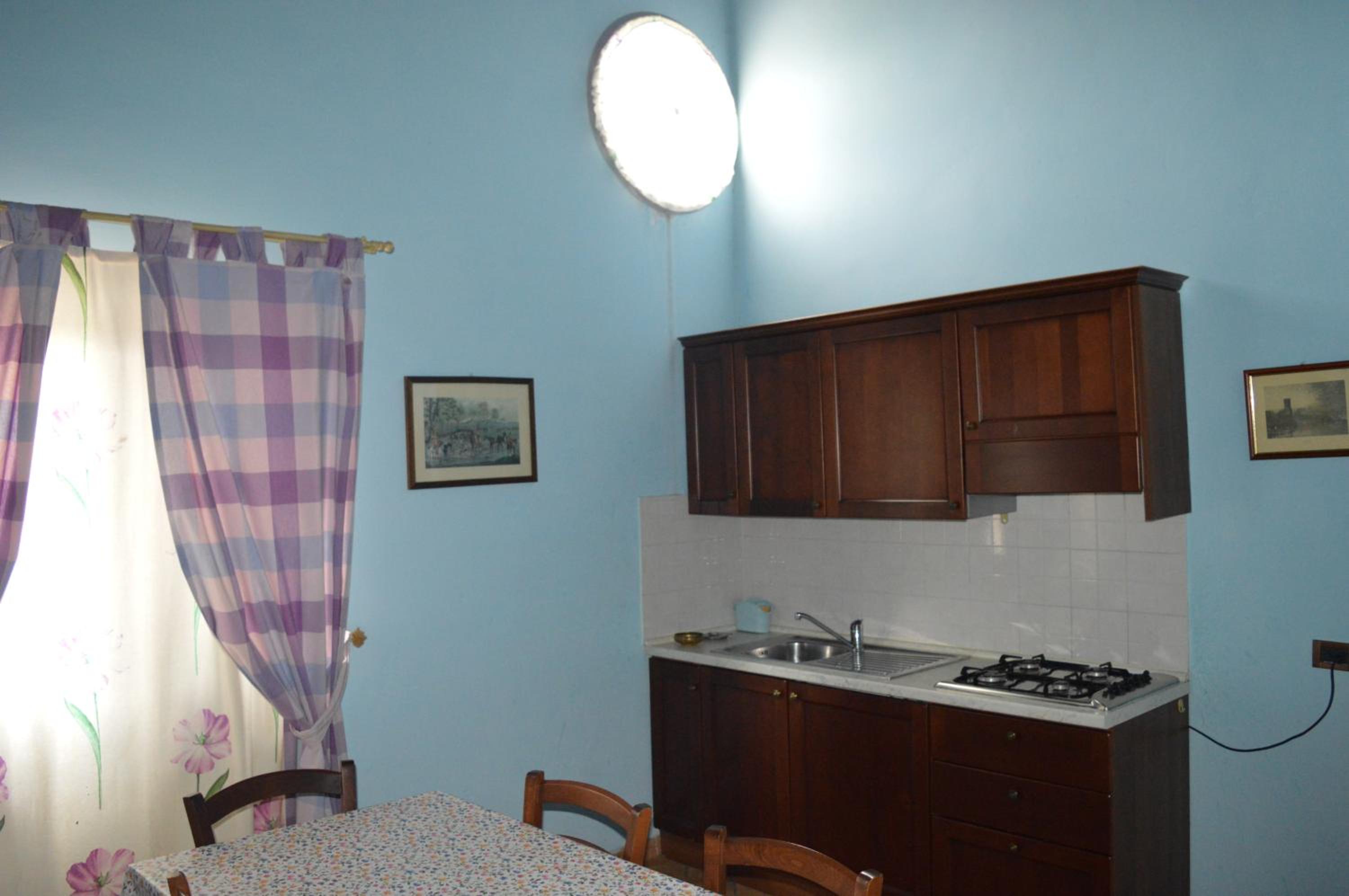 Two-Bedroom Apartment - Photo 12