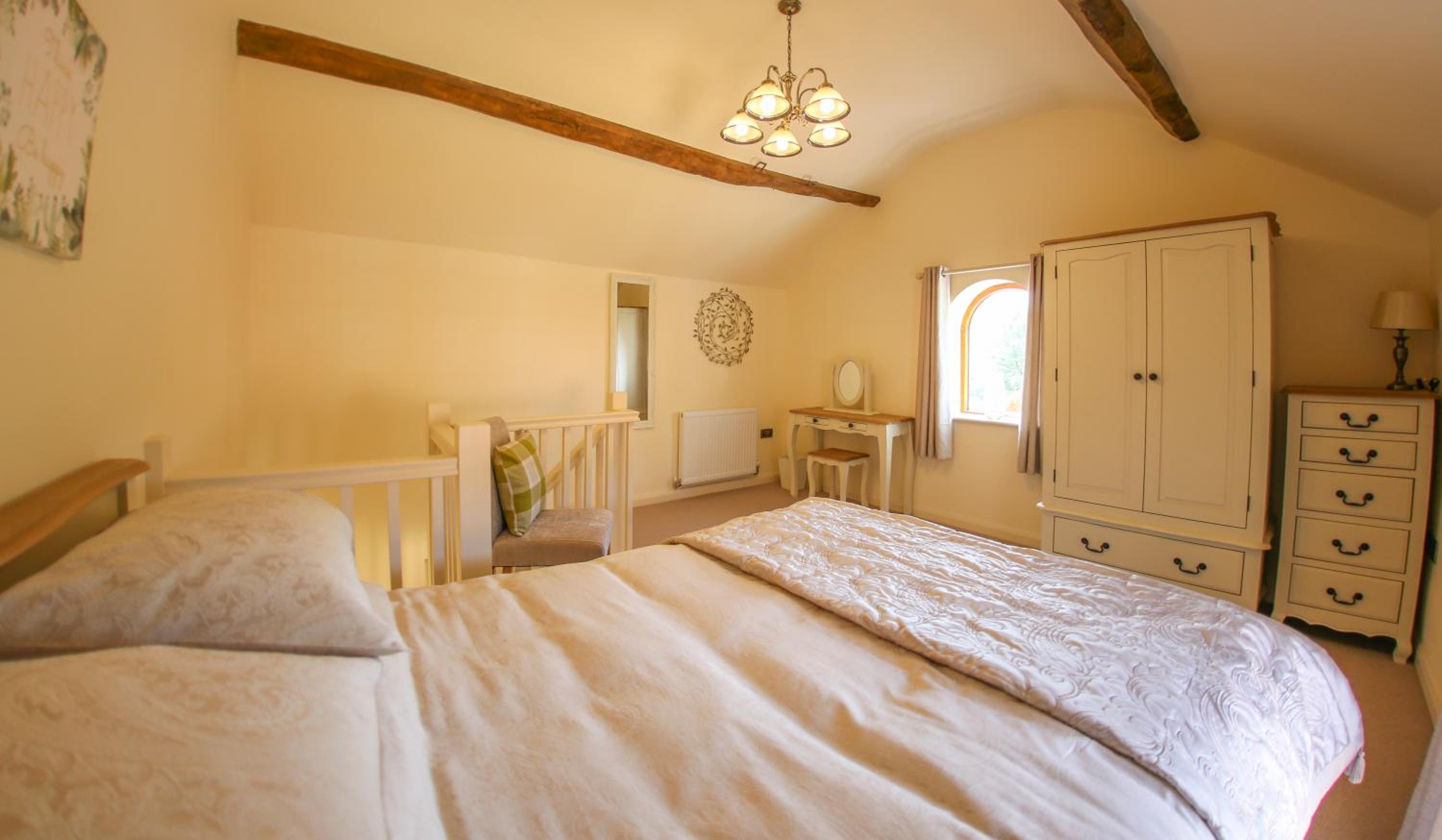Two-Bedroom House photo 3