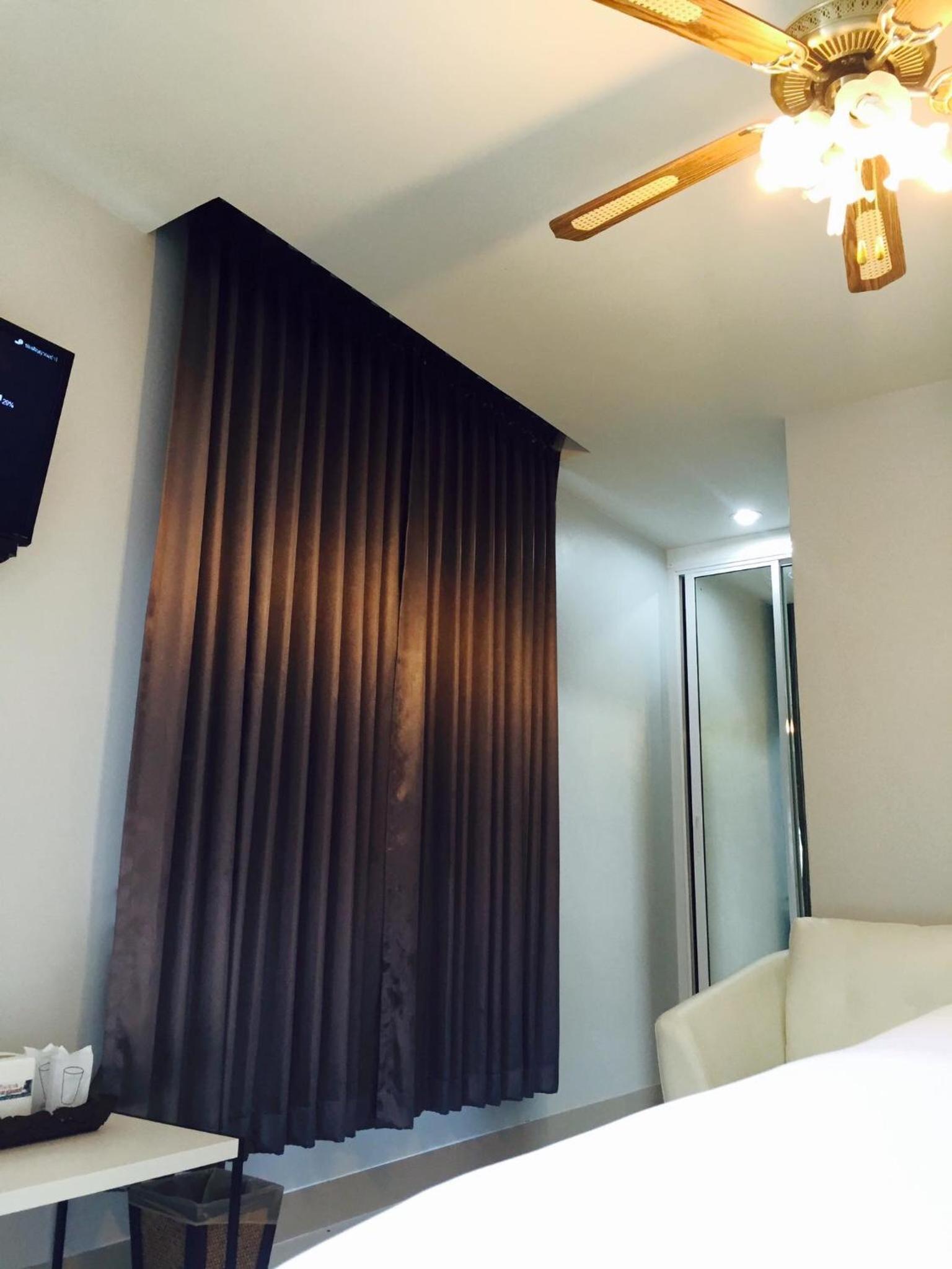Budget Triple Room - Photo 25