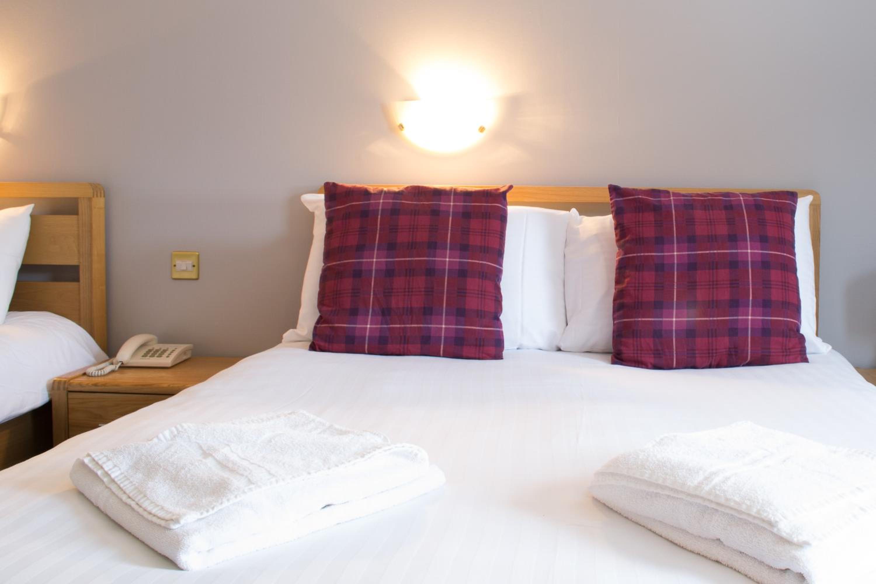 Double Room - Photo 2