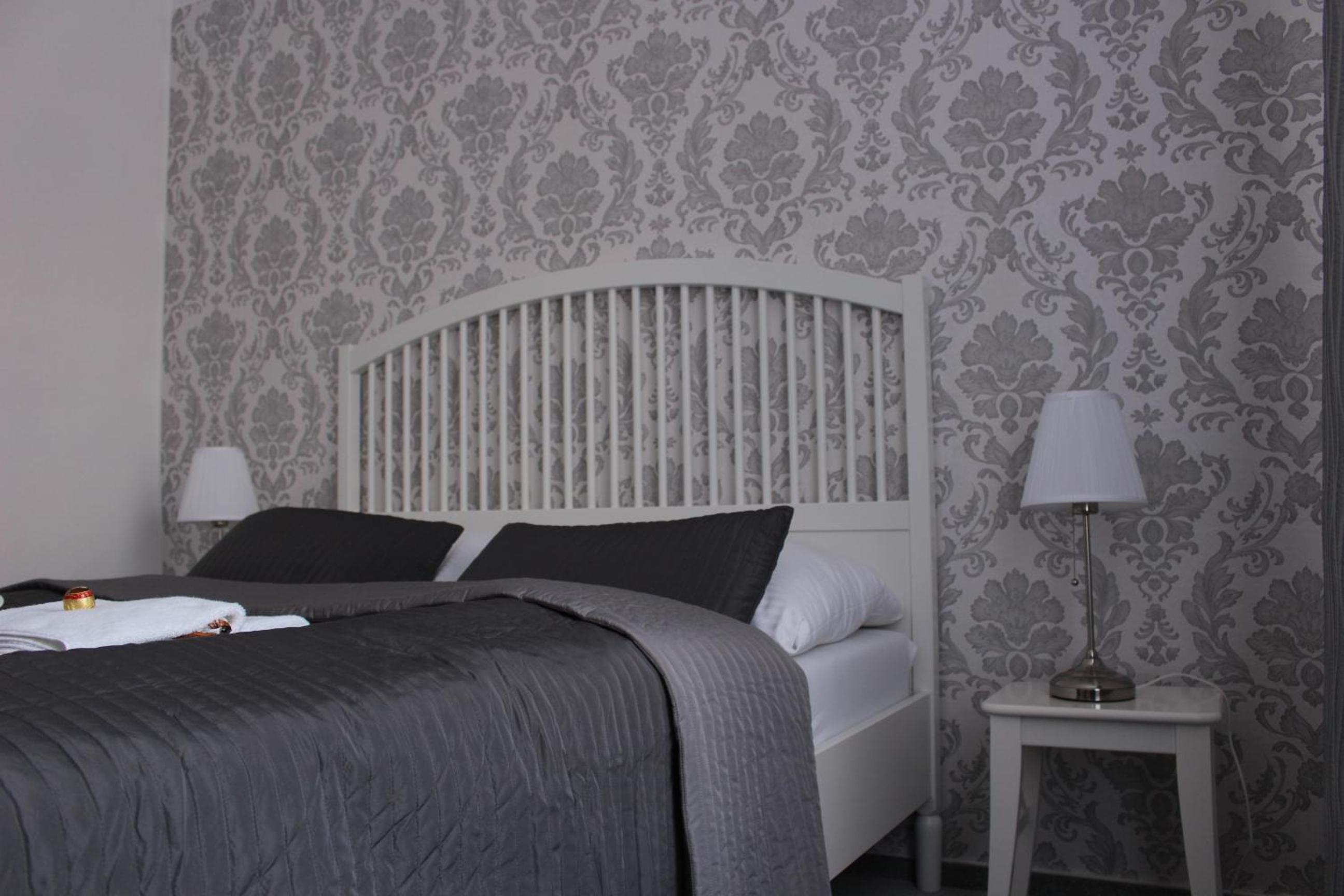 Standard Double Room - Photo 6