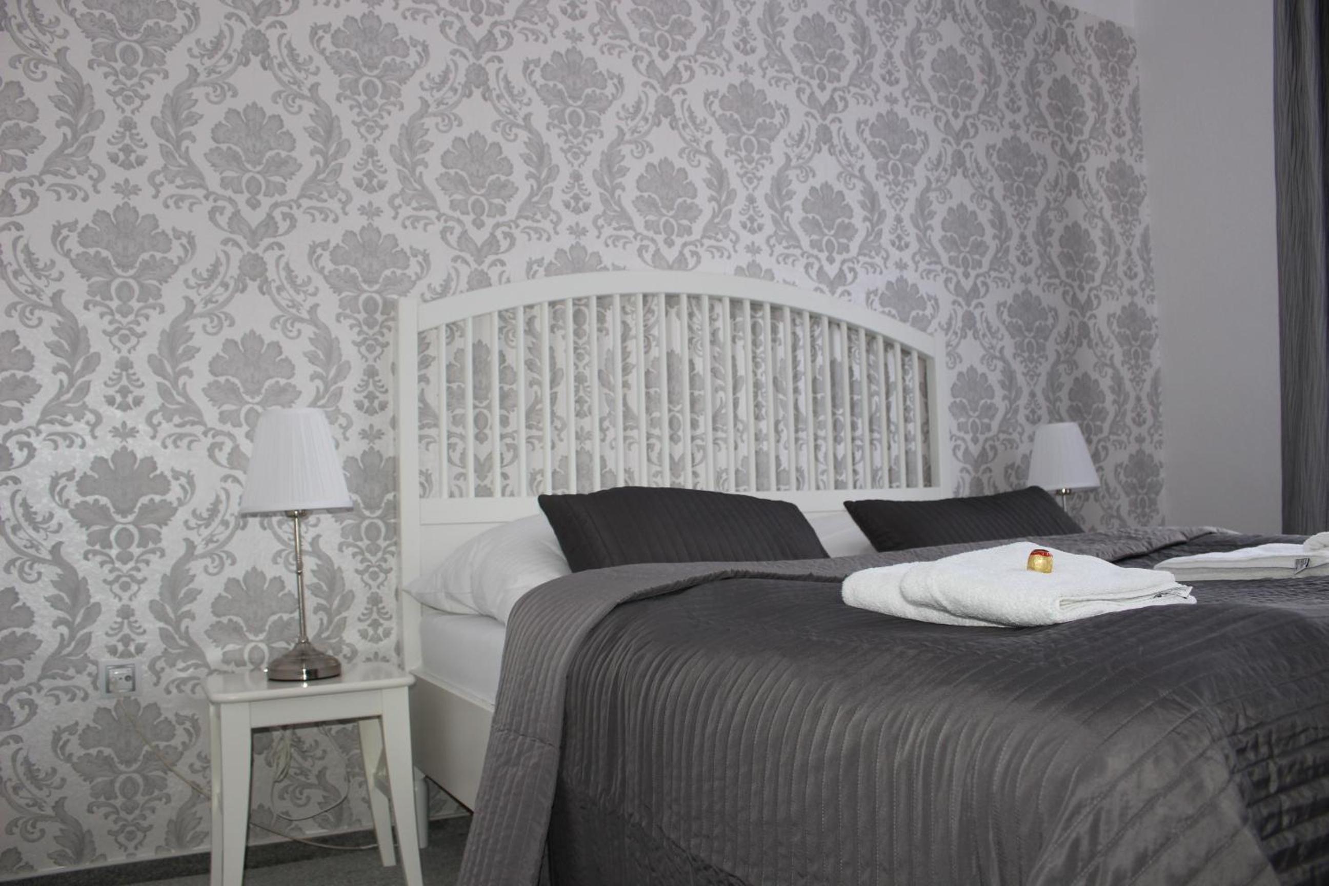 Standard Double Room - Photo 5