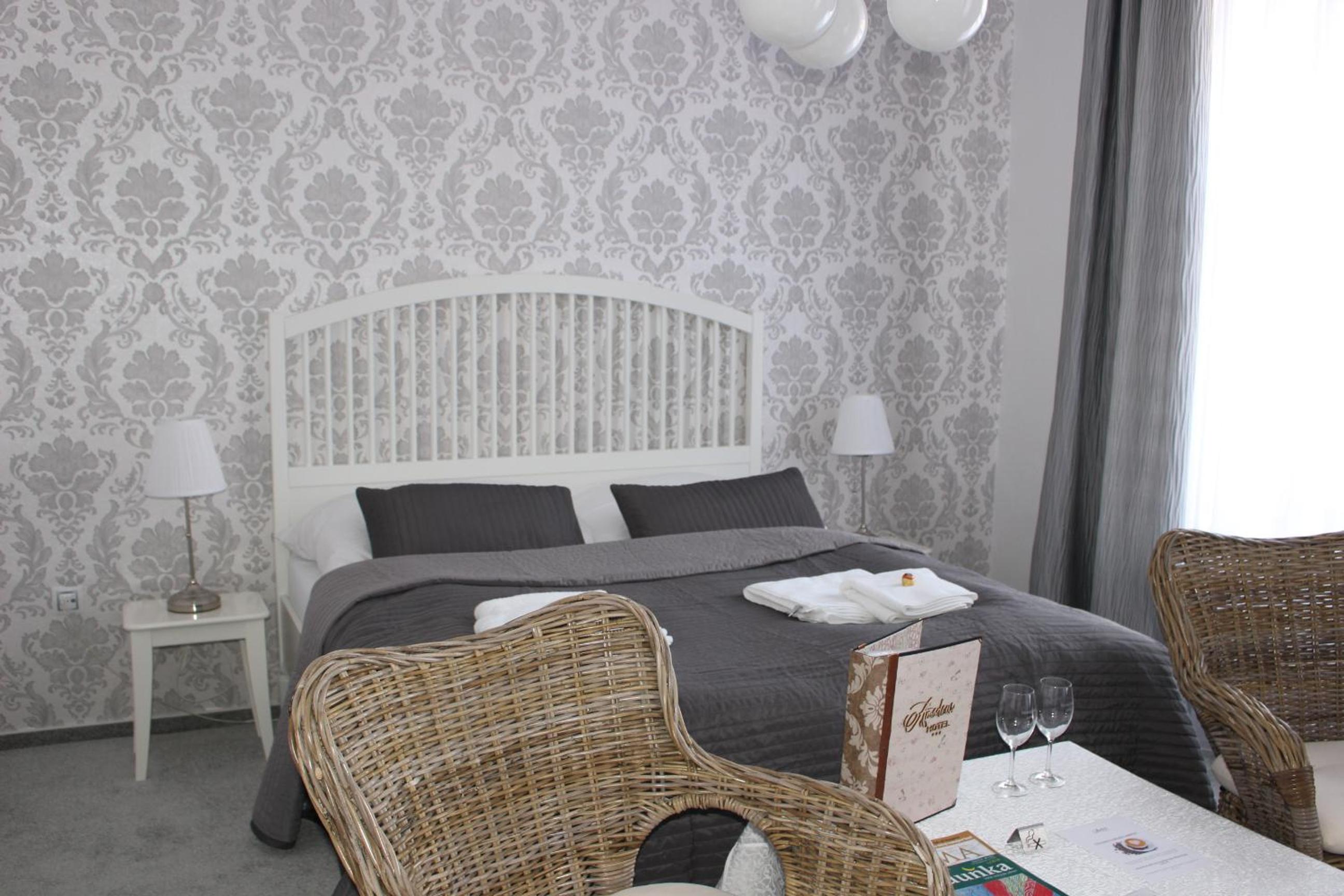 Standard Double Room - Photo 3