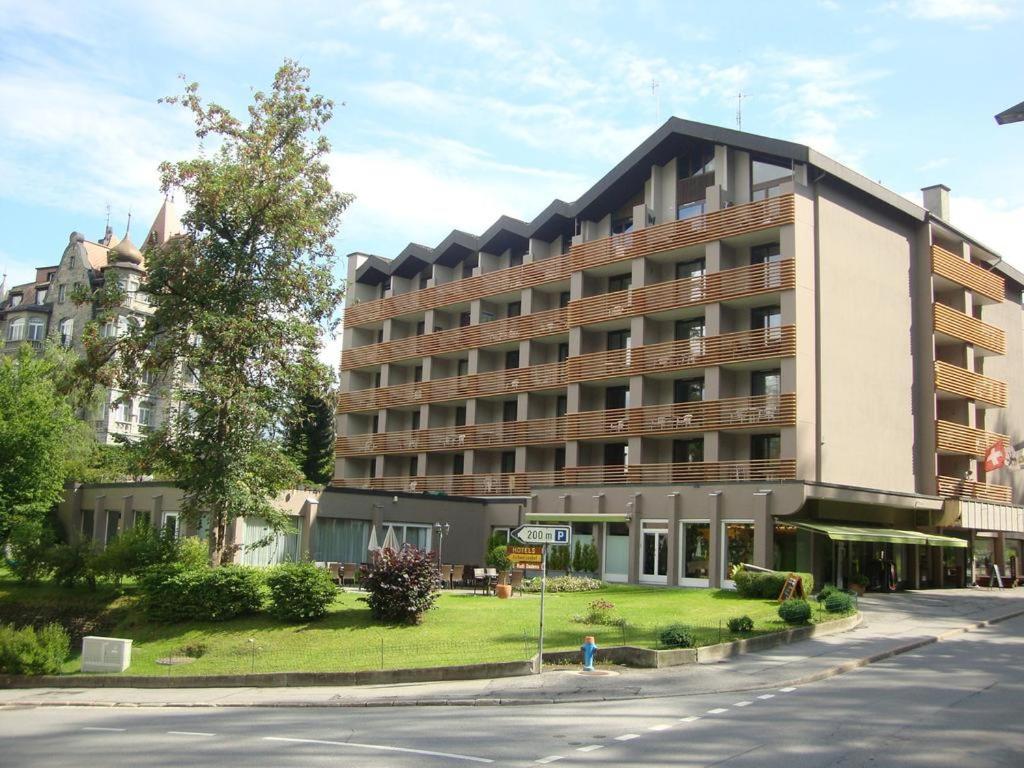 Apartment with Mountain View photo 2