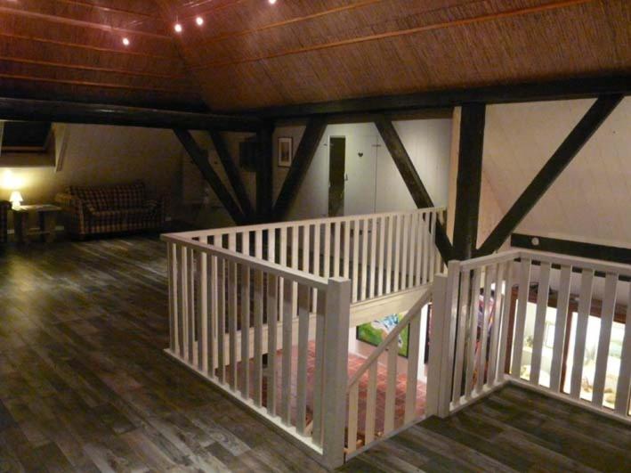 Family Room - Photo 6