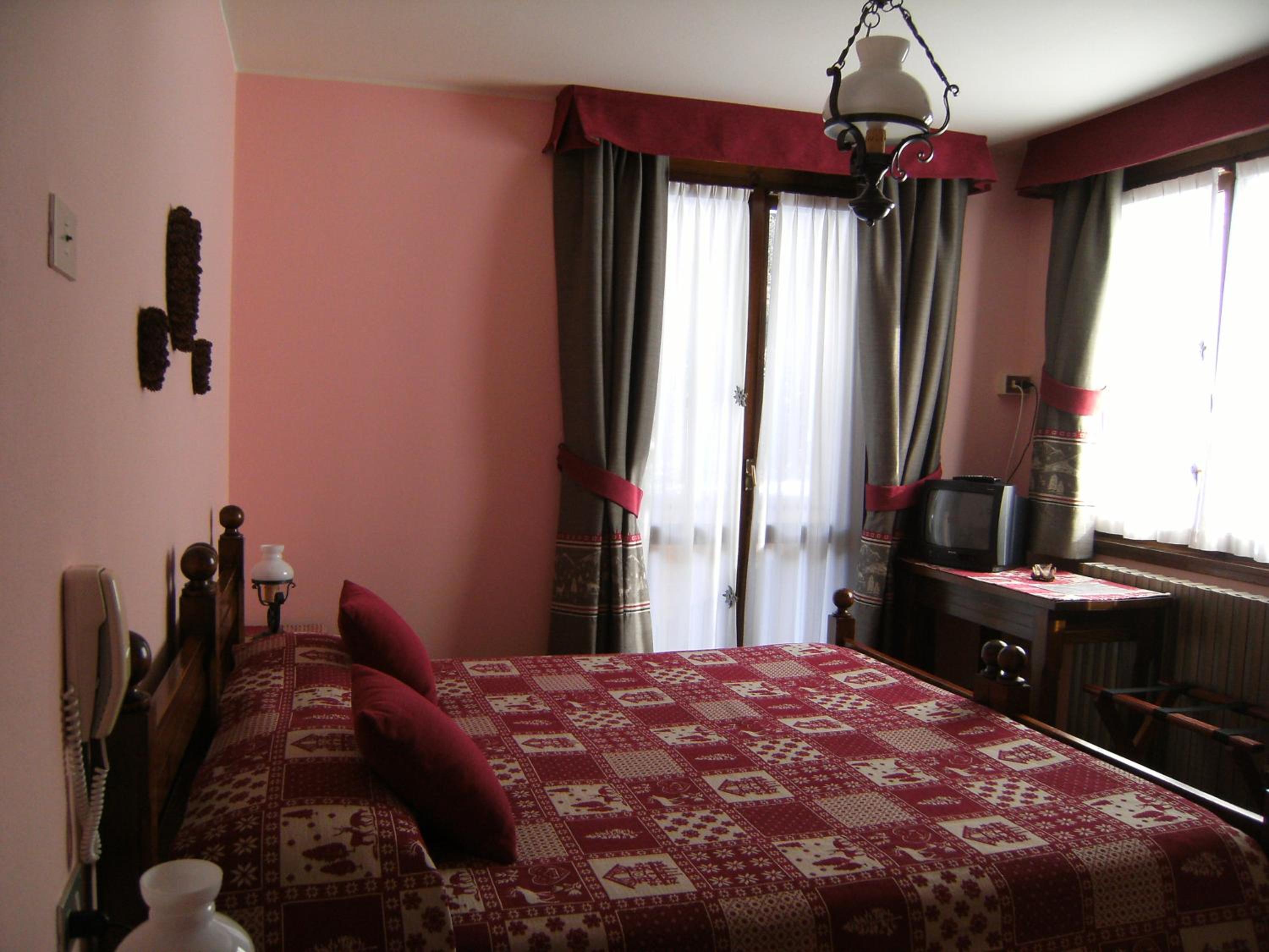 Double Room with Balcony - Photo 1