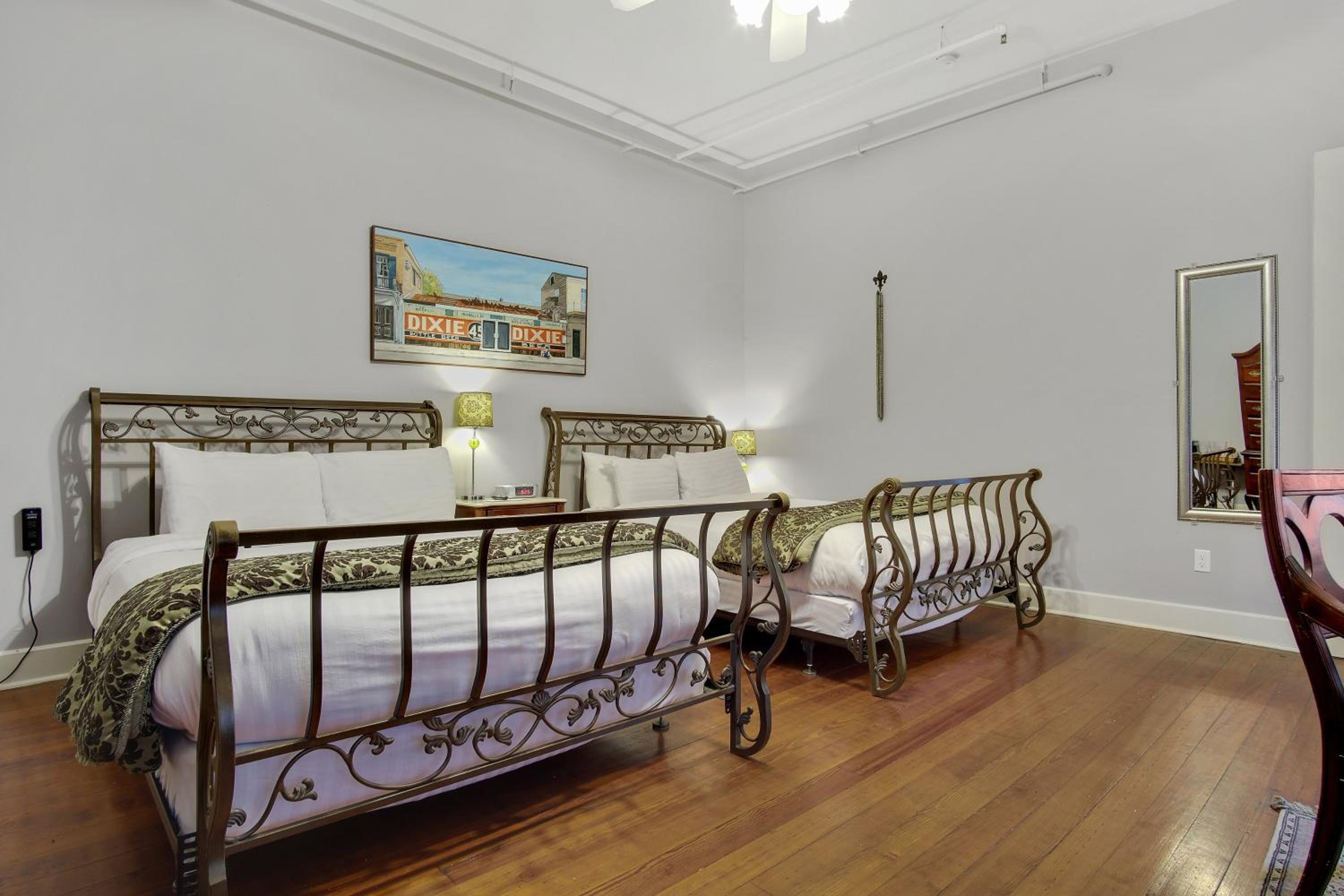 Double Queen Room - Photo 2