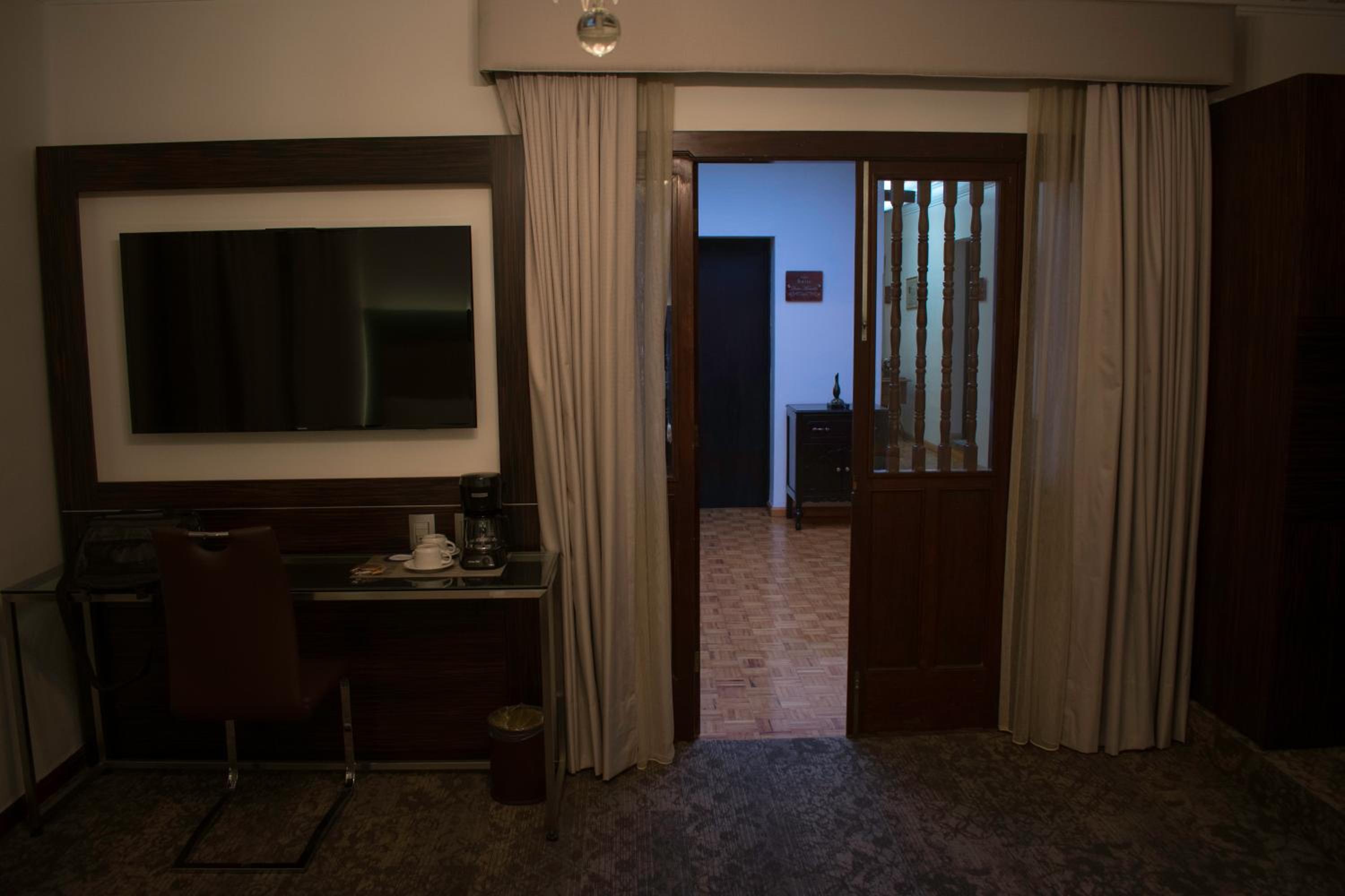 Twin Room - Photo 1