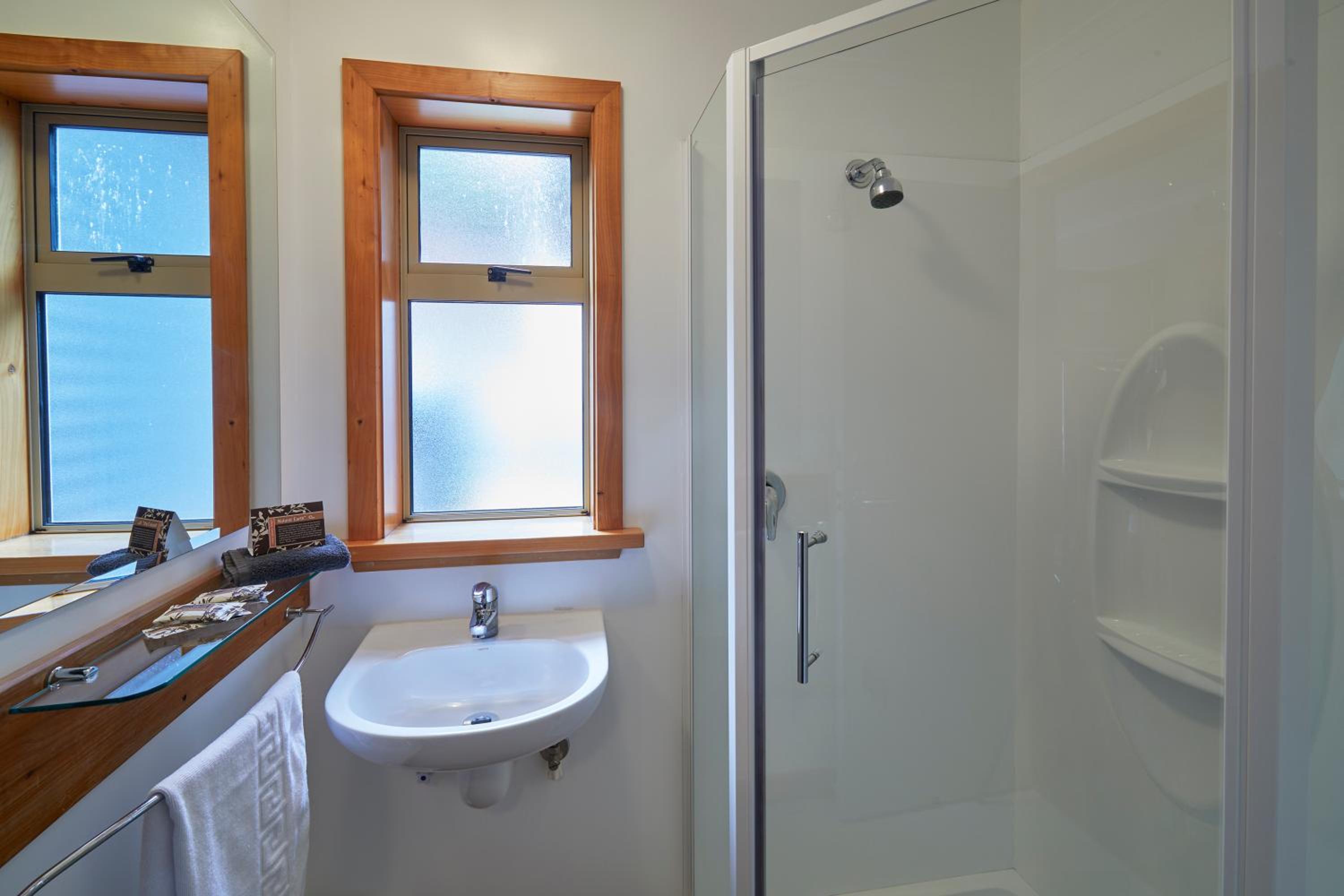 Double Room - Photo 5