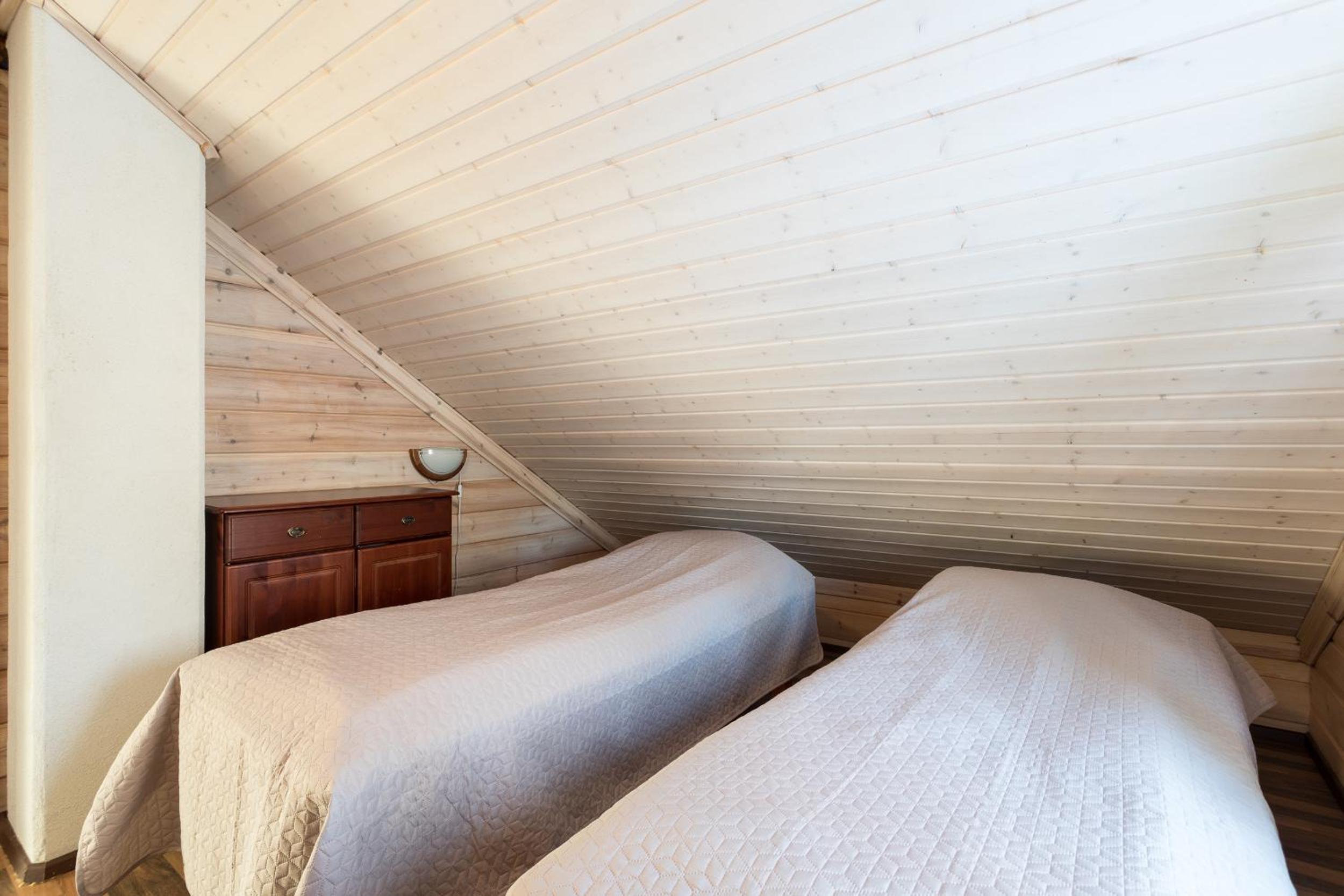 Three-Bedroom Chalet - Pyry - Photo 26