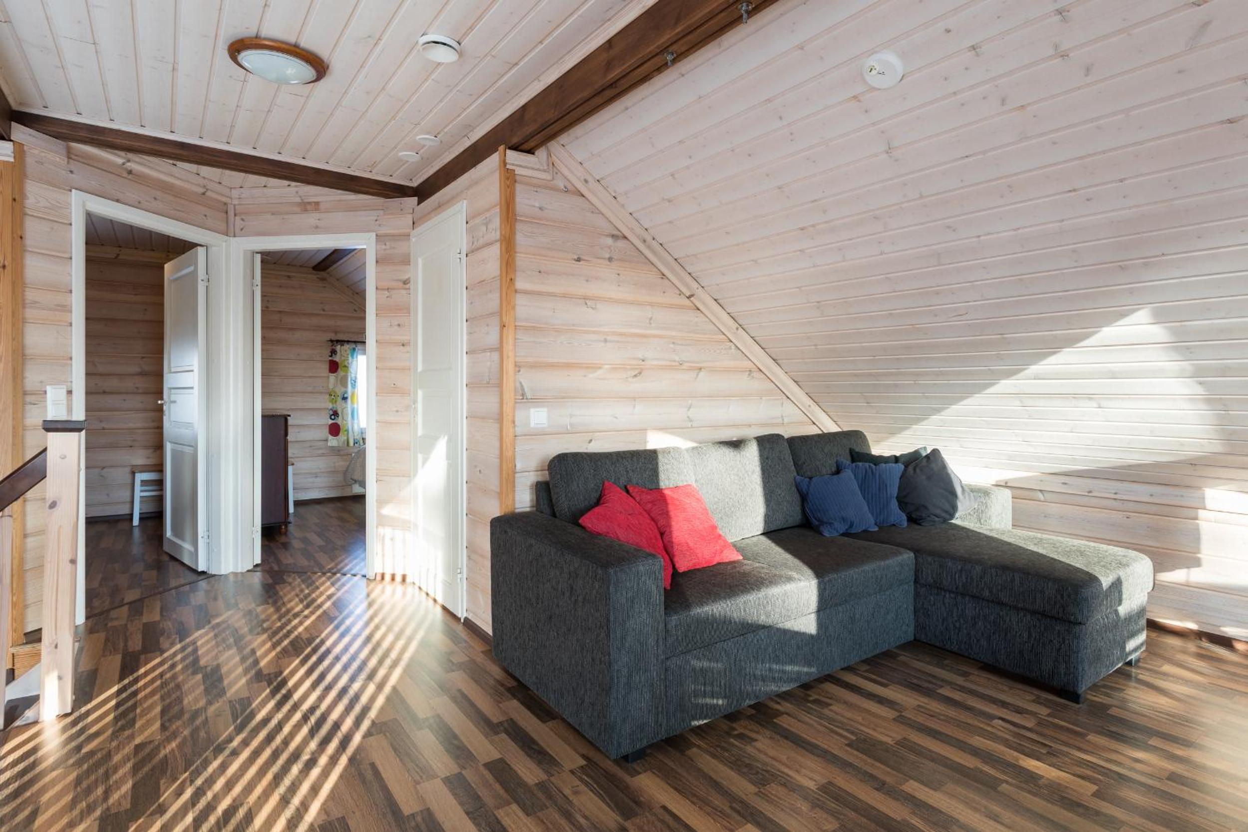 Three-Bedroom Chalet - Pyry - Photo 12