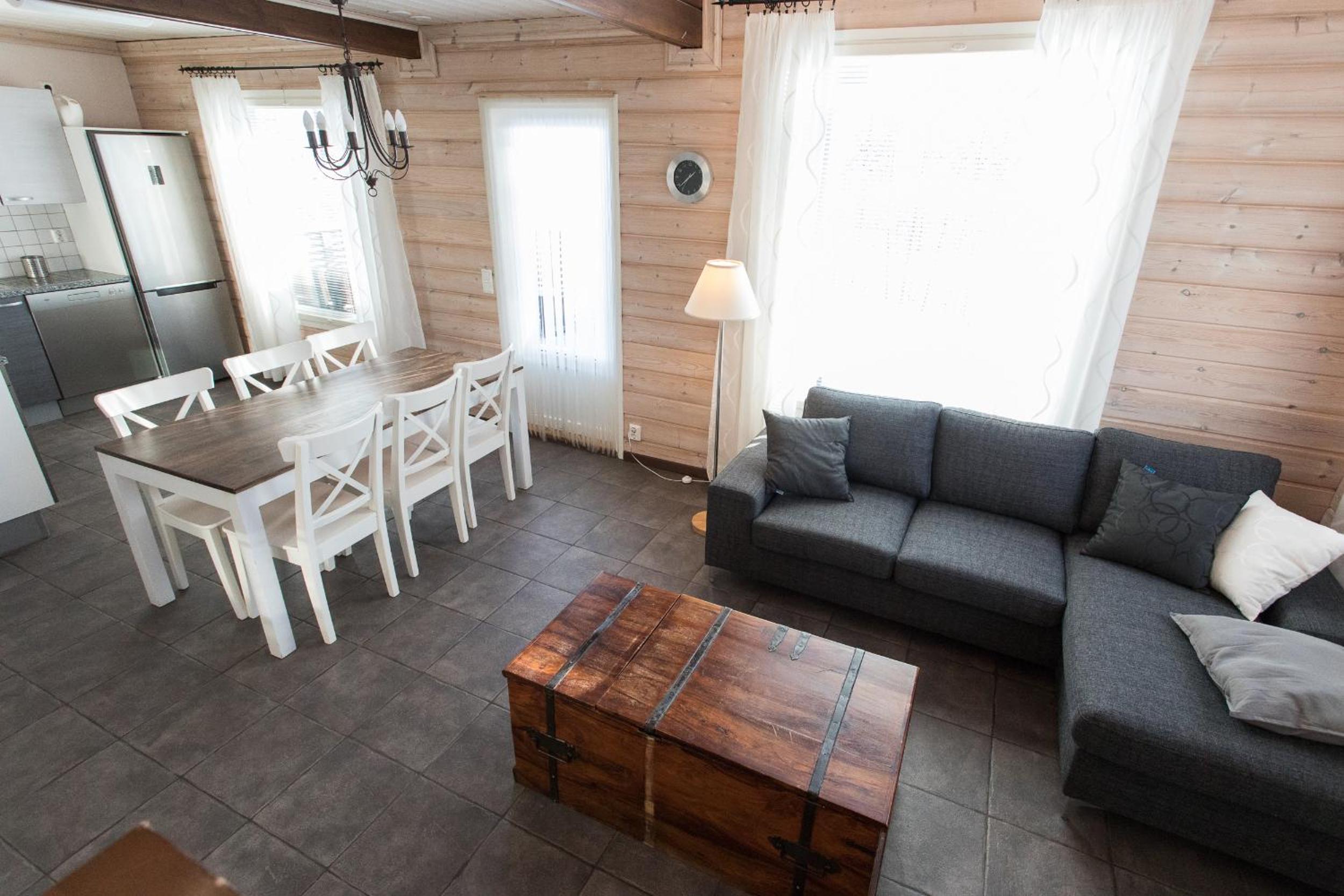 Three-Bedroom Chalet - Pyry - Photo 27