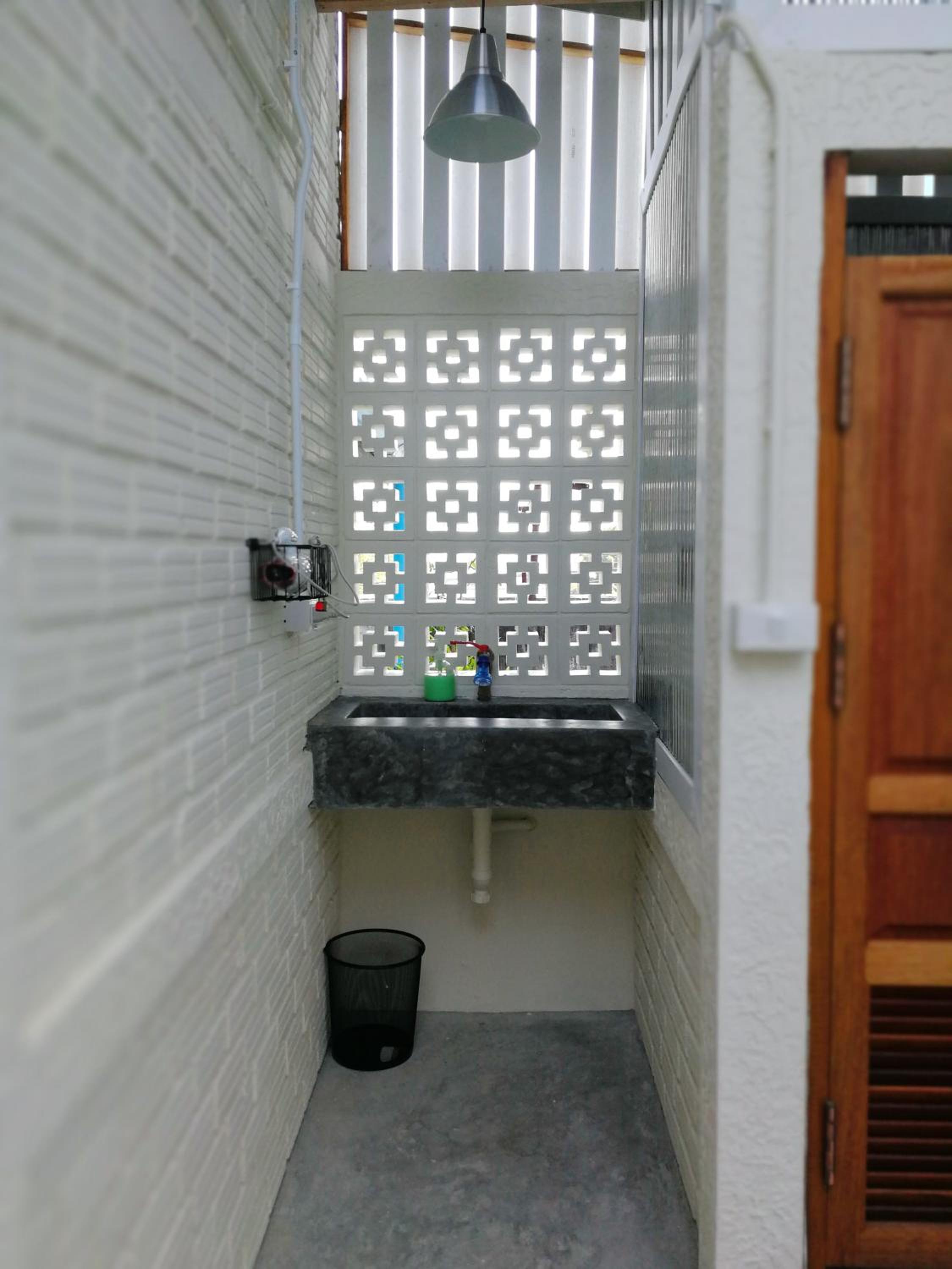 Standard Double Room with Shared Bathroom photo 2