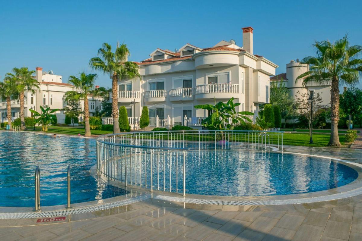 Deluxe Villa photo 2